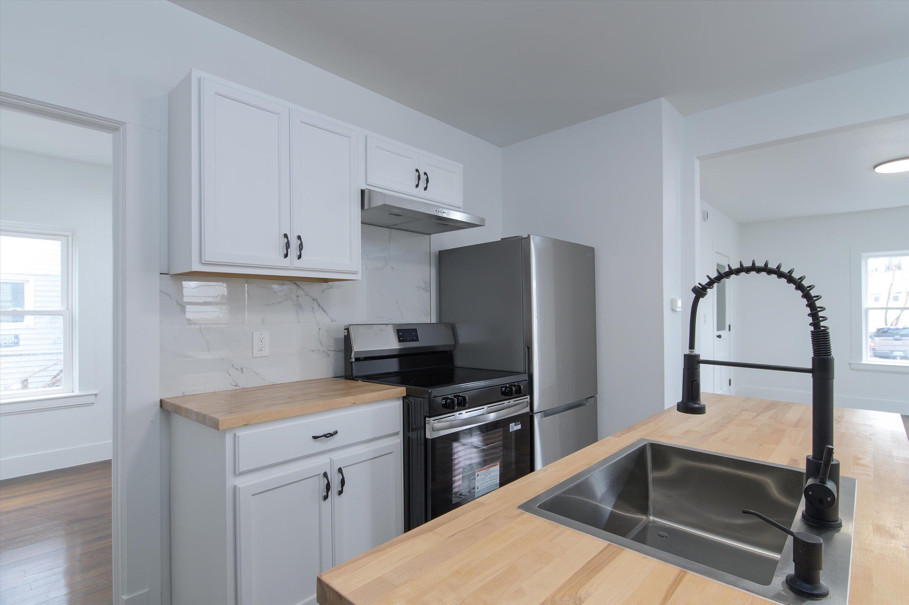 29 Hopkins Street Property Photo 7