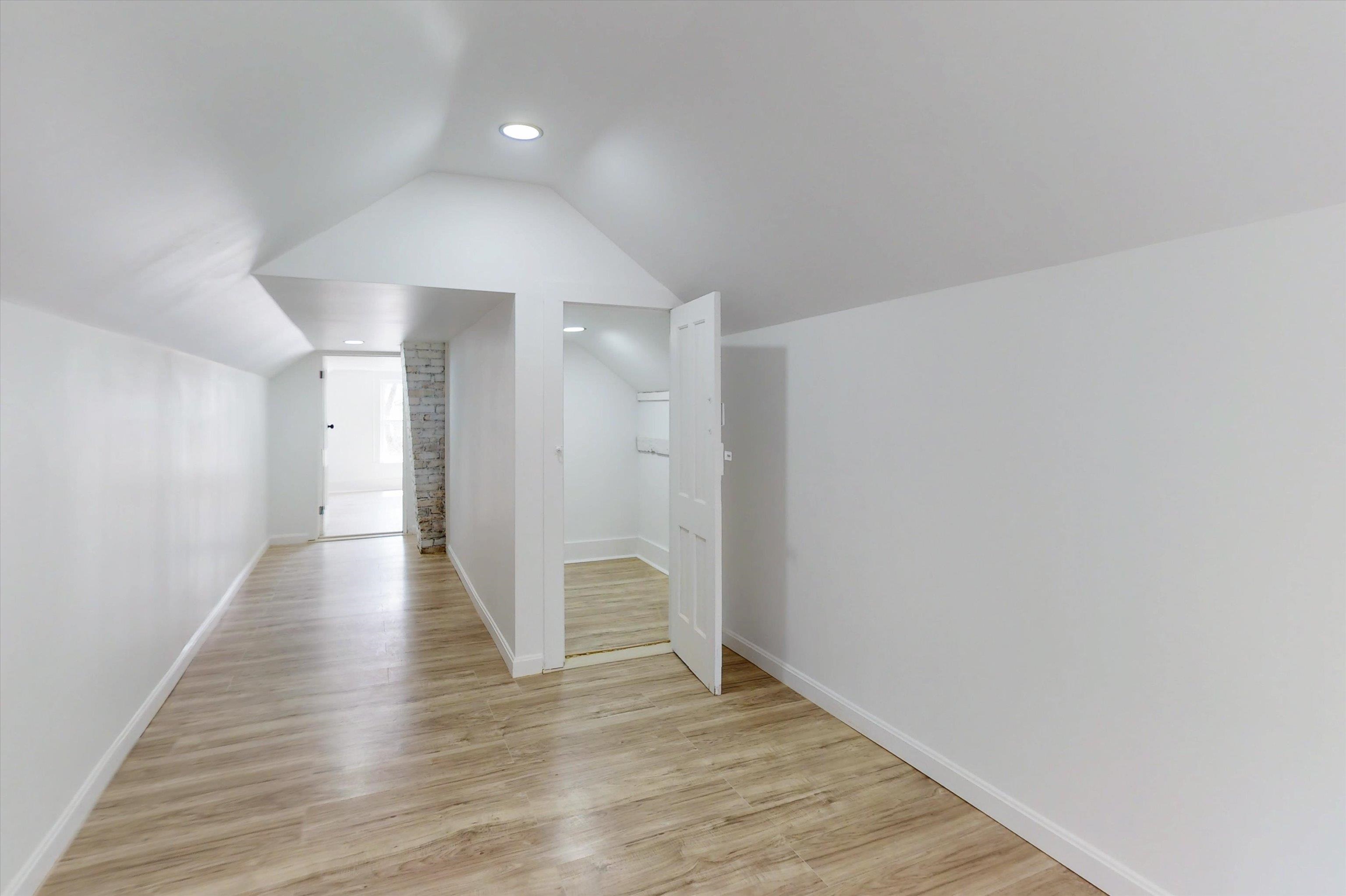 29 Hopkins Street Property Photo 41