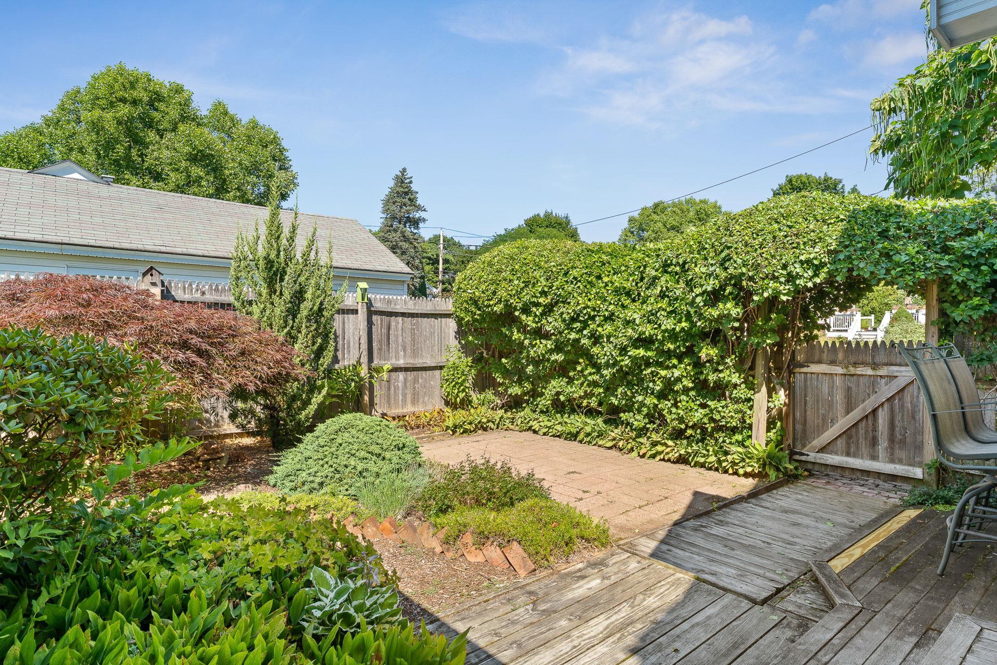 15 Apple Tree Court Property Photo 6