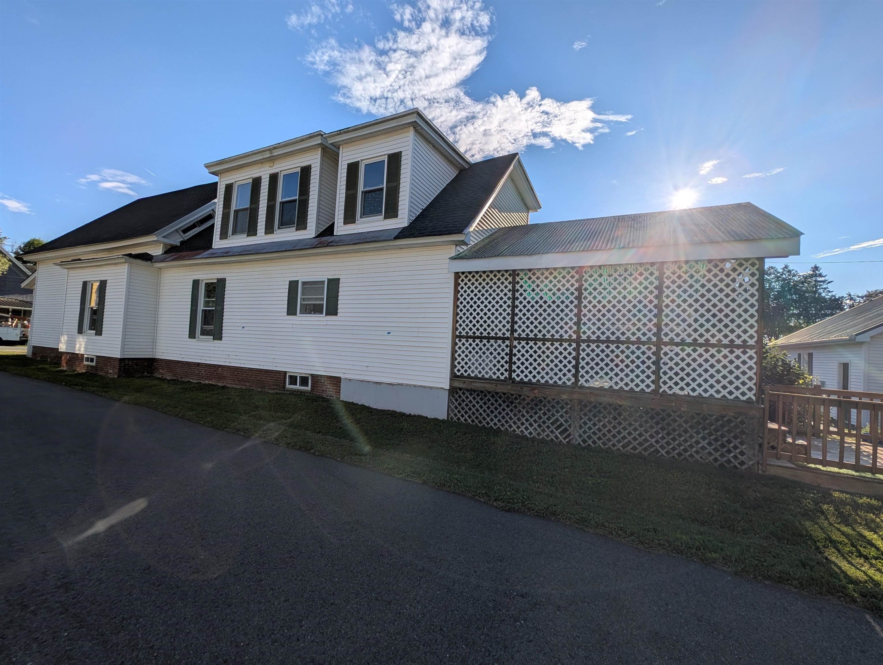 18 Pleasant Street Property Photo 5