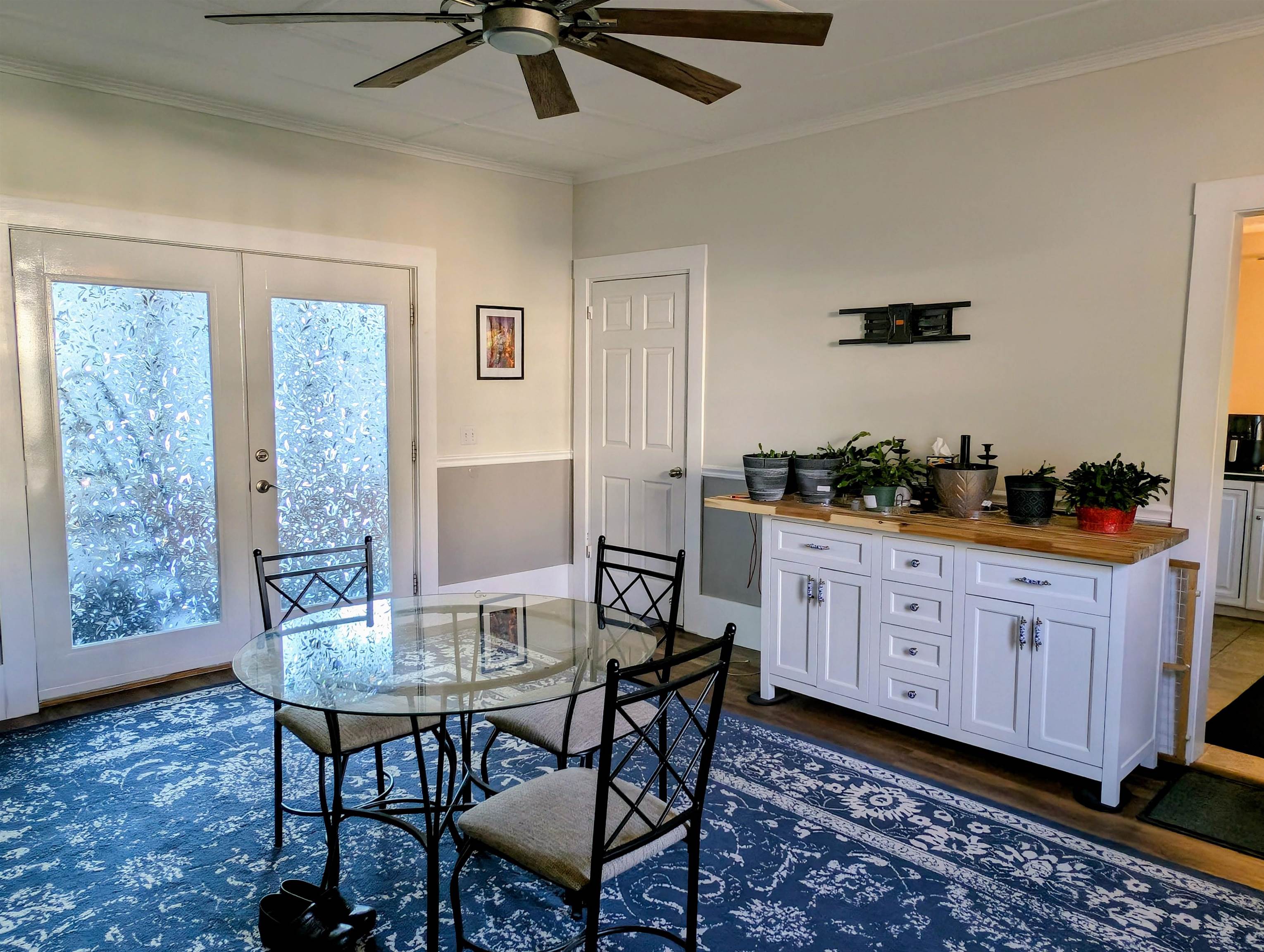 18 Pleasant Street Property Photo 17
