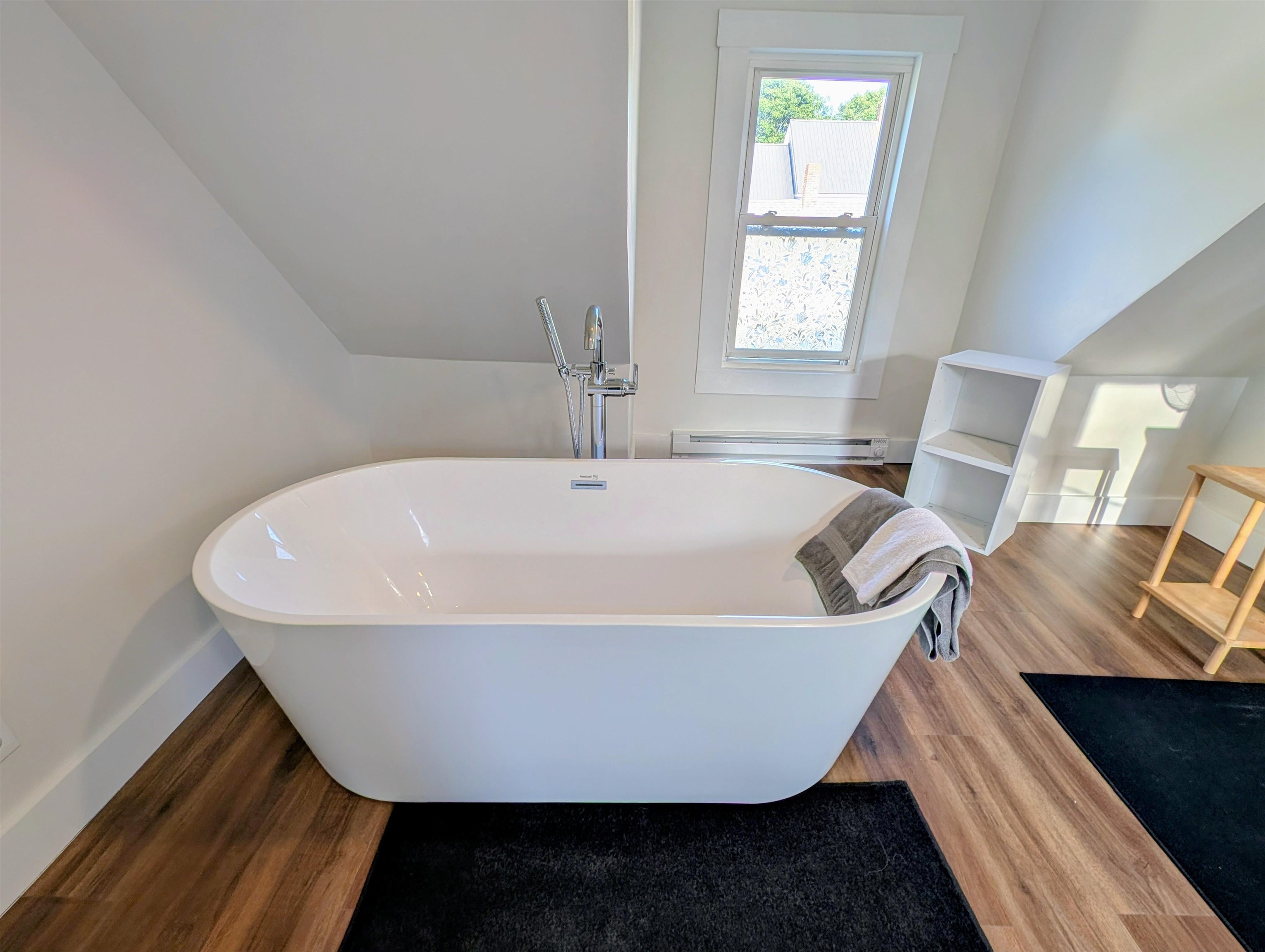 18 Pleasant Street Property Photo 27