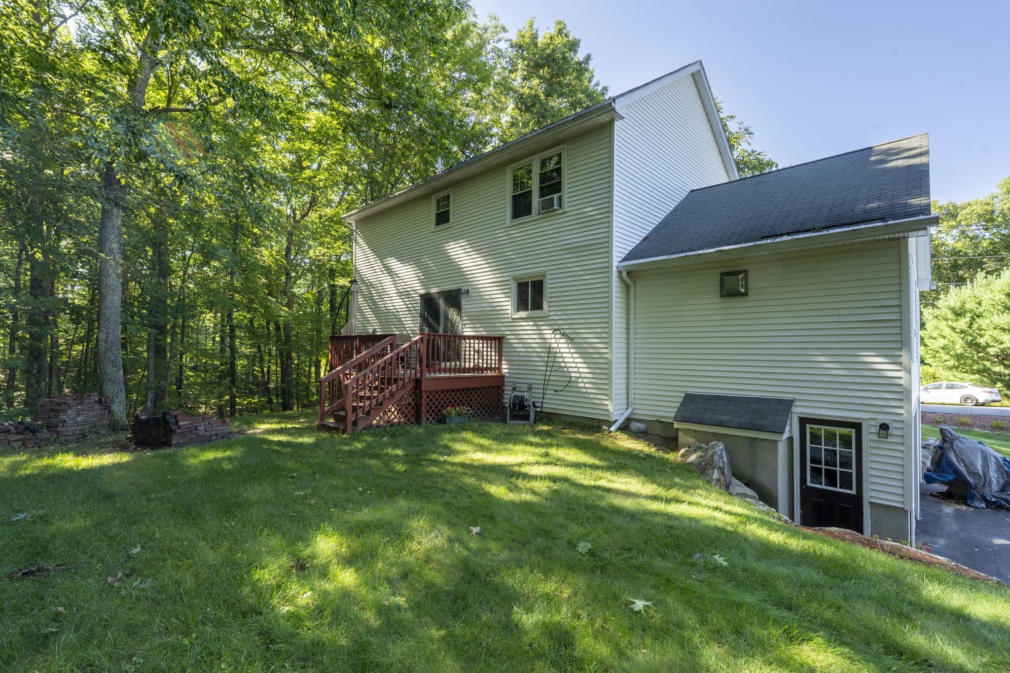 96 Lindsey Way Property Photo 2