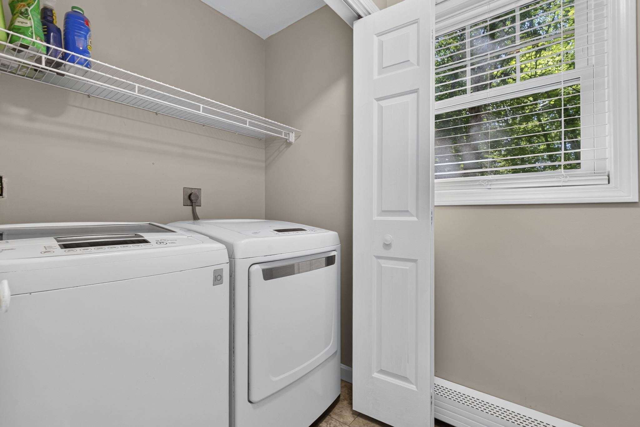 96 Lindsey Way Property Photo 15