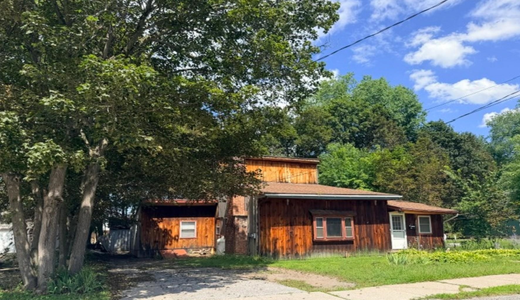 208 Allen Avenue Property Photo 2