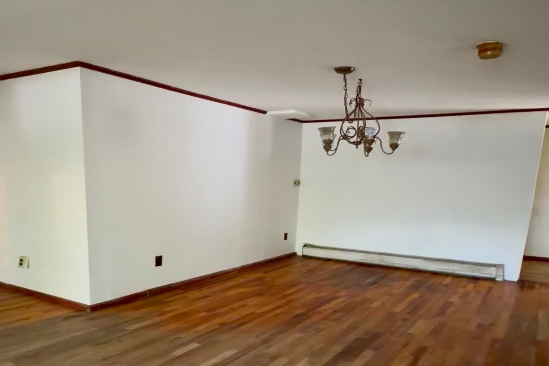 208 Allen Avenue Property Photo 6