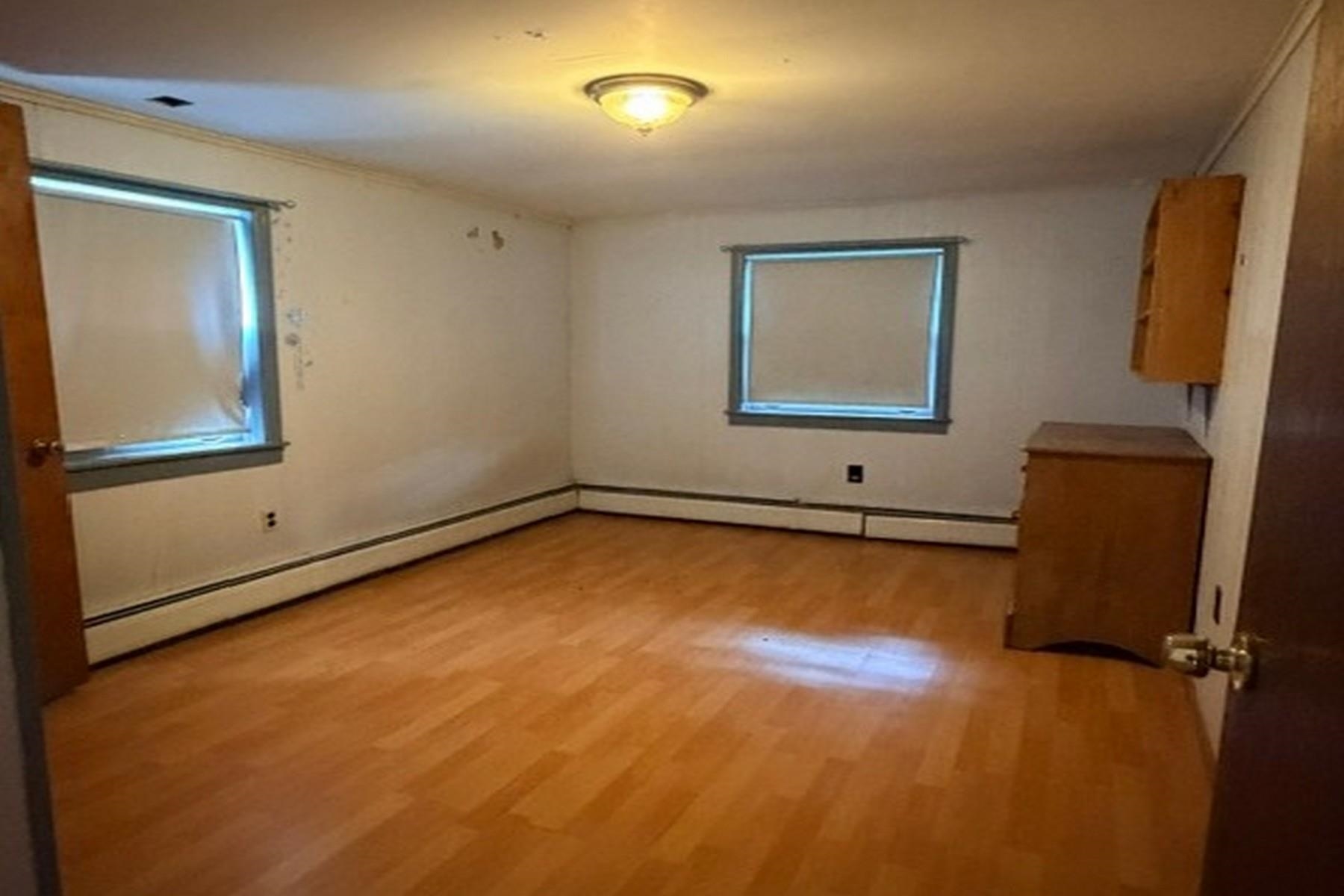 208 Allen Avenue Property Photo 9