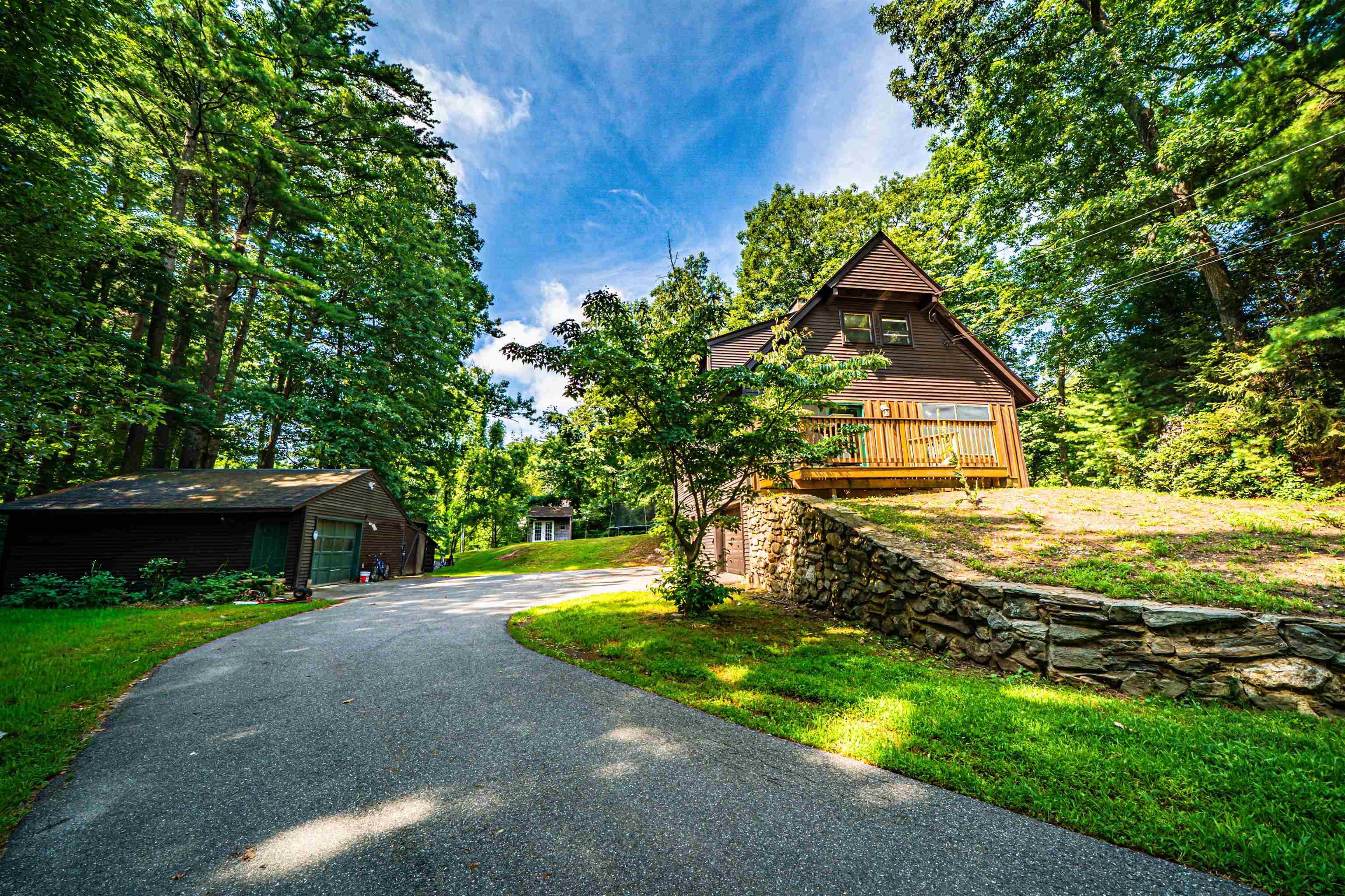 52 Pond Road Property Photo 4