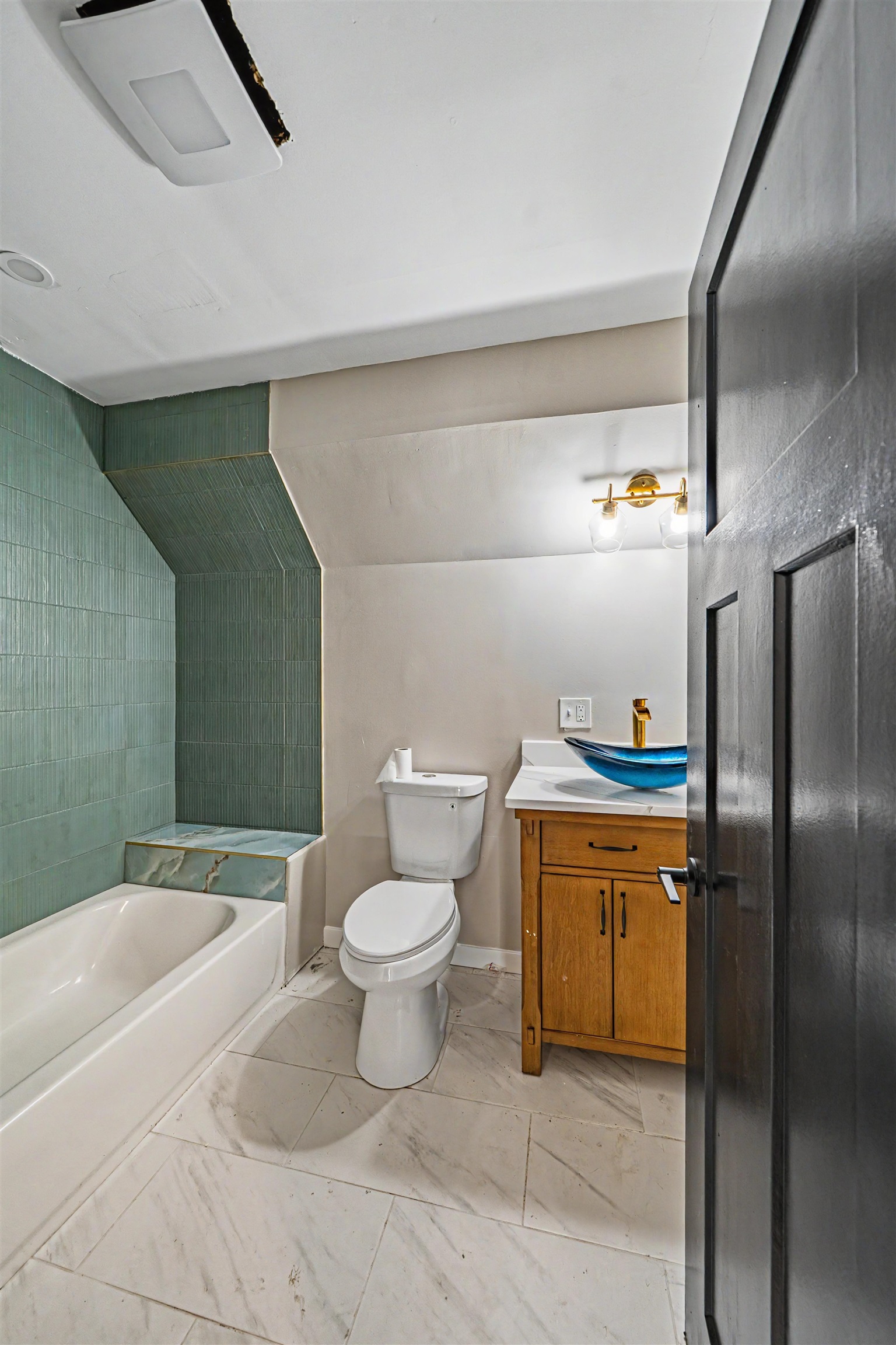 52 Pond Road Property Photo 23