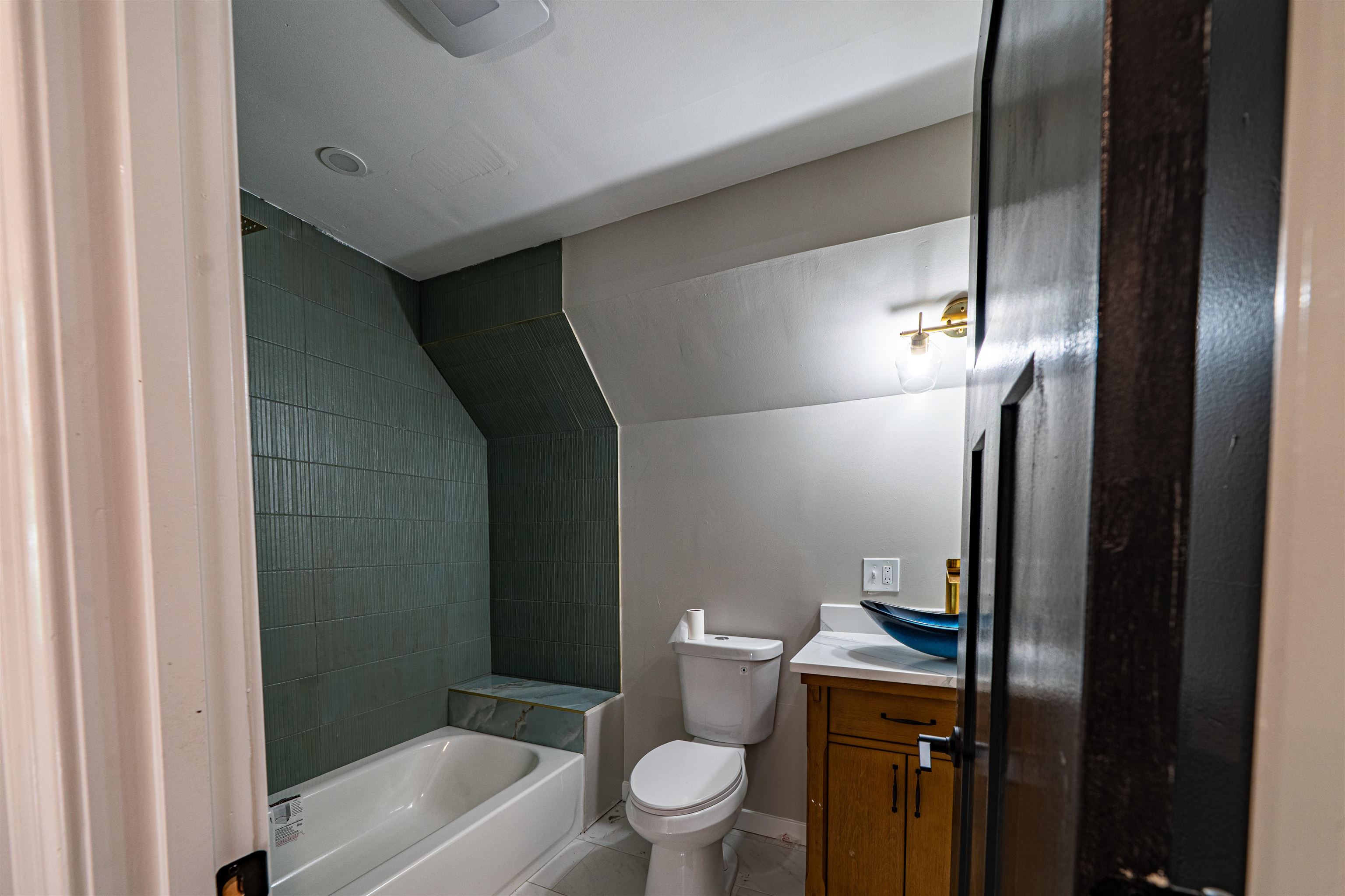 52 Pond Road Property Photo 25