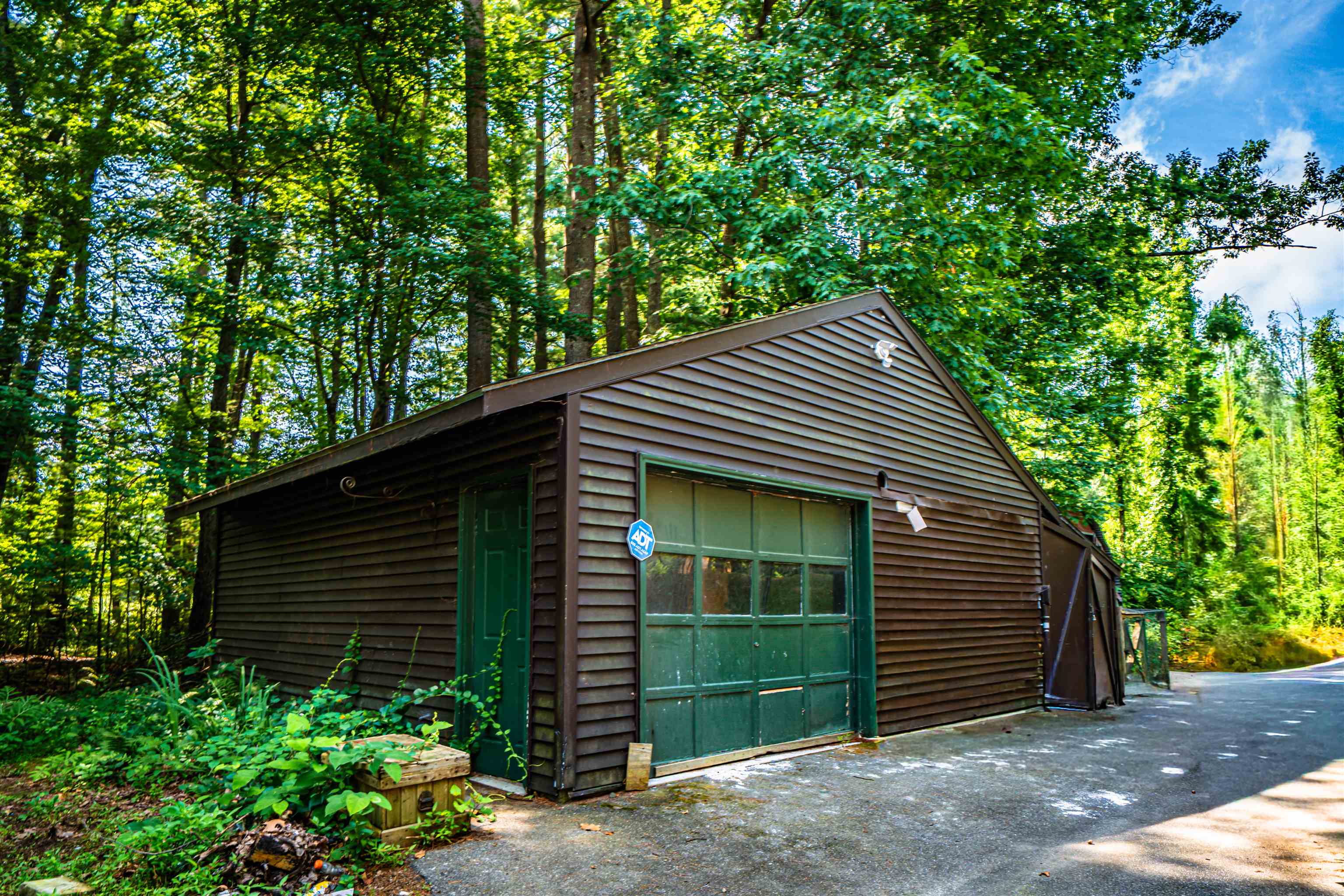 52 Pond Road Property Photo 31