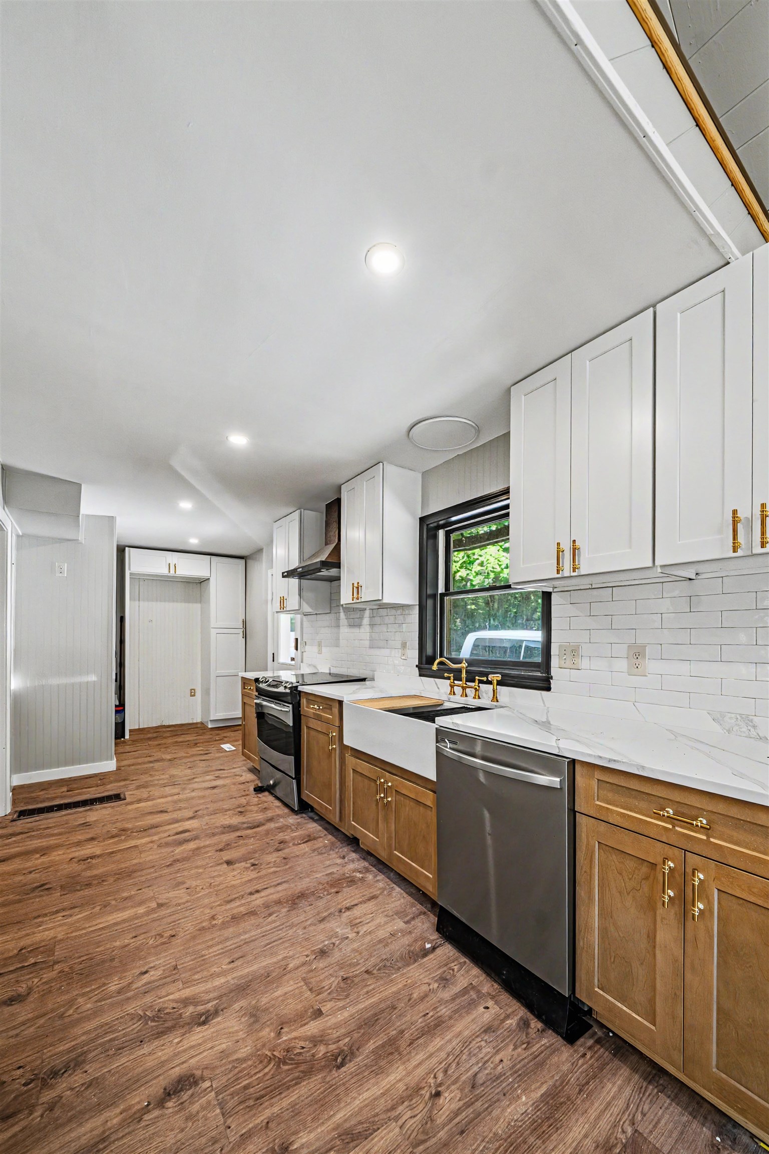 52 Pond Road Property Photo 38