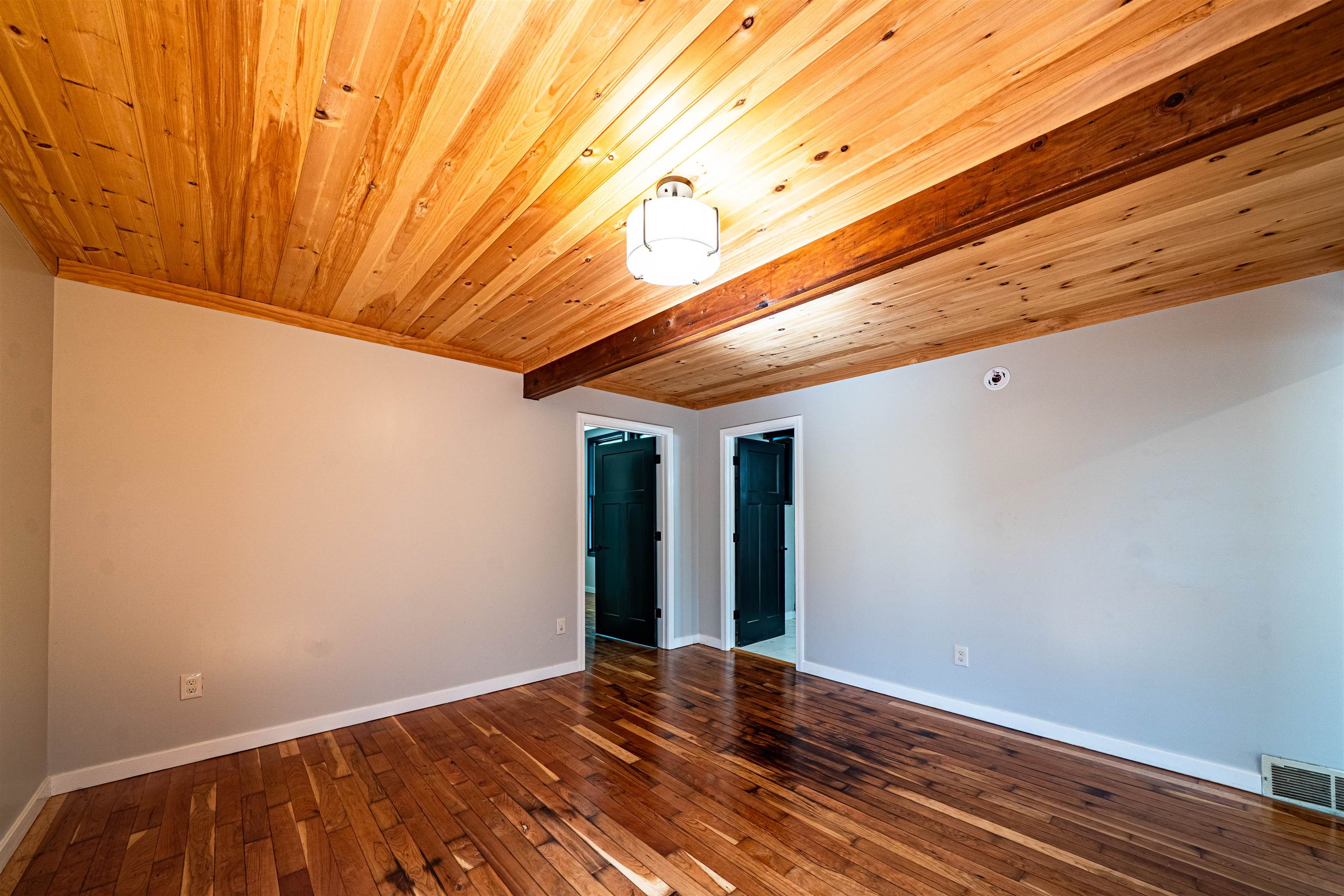 52 Pond Road Property Photo 40