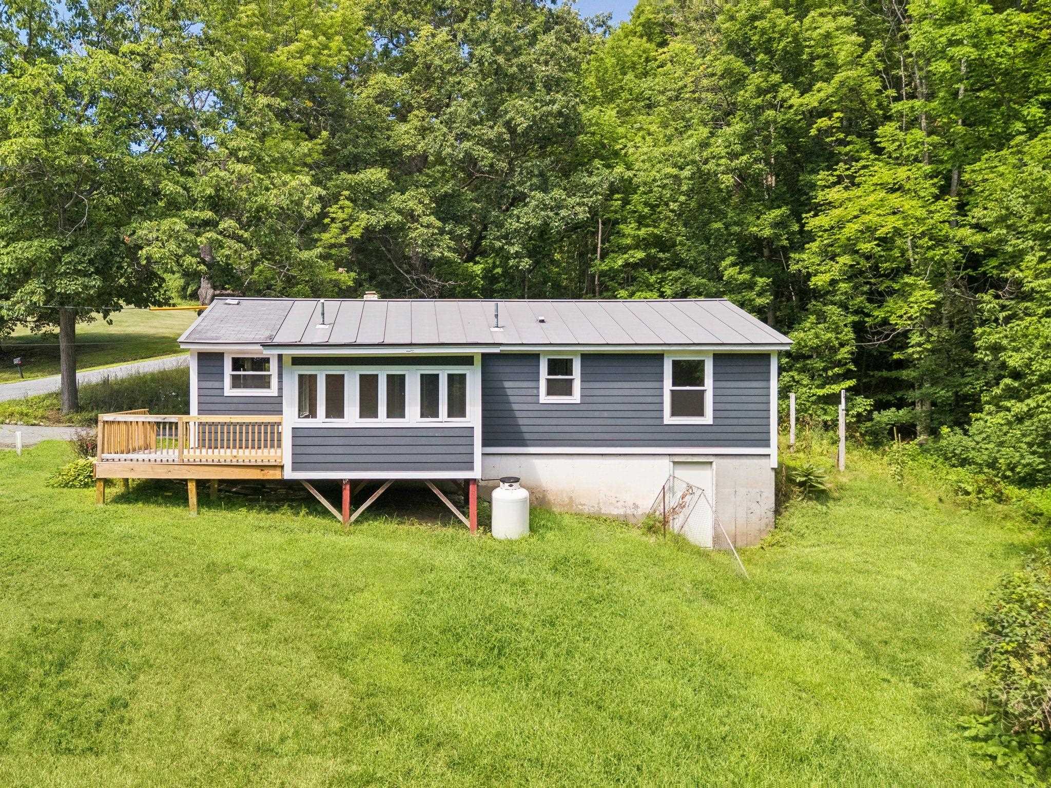 489 Campbell Street Property Photo 4