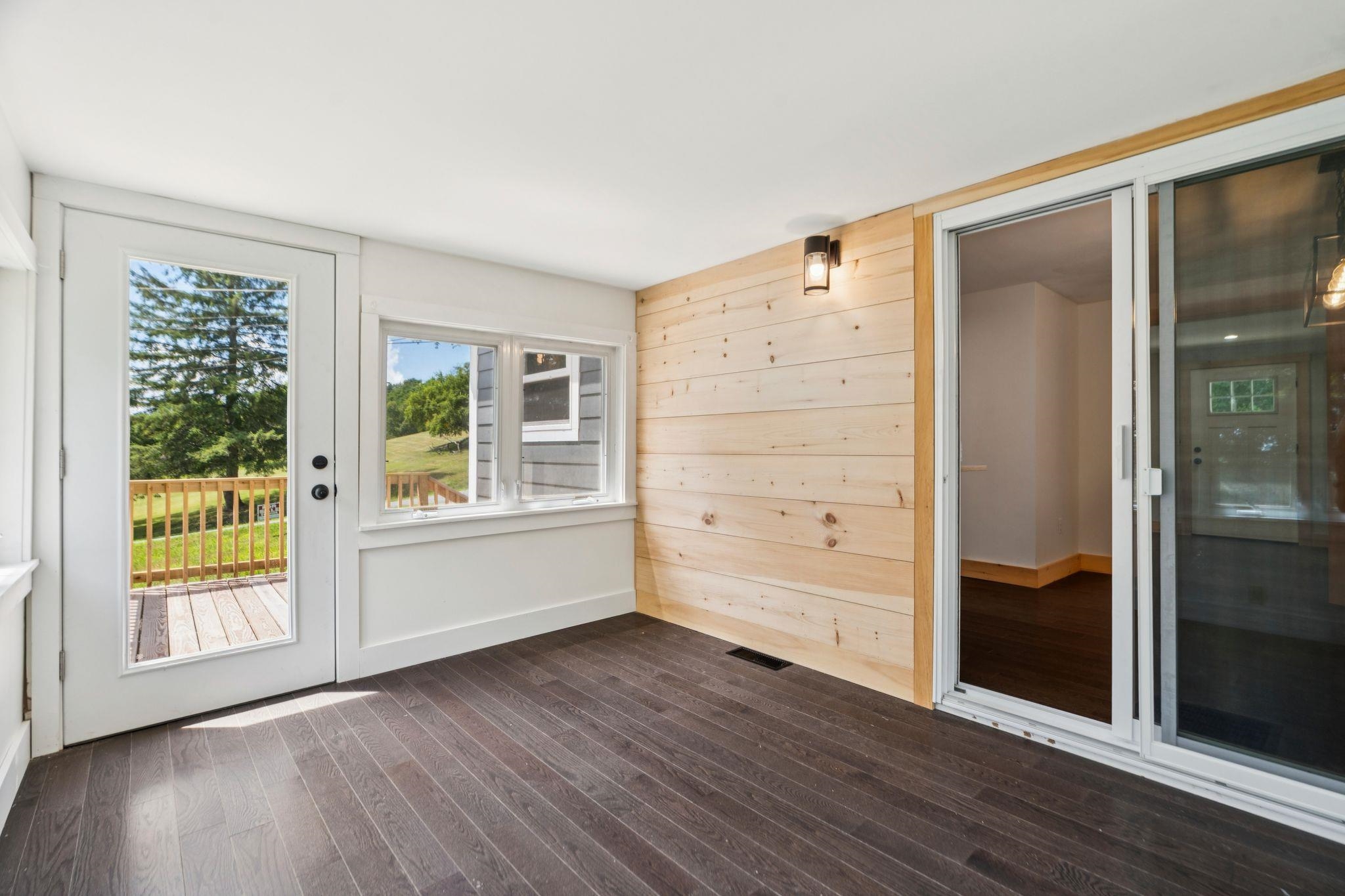 489 Campbell Street Property Photo 11