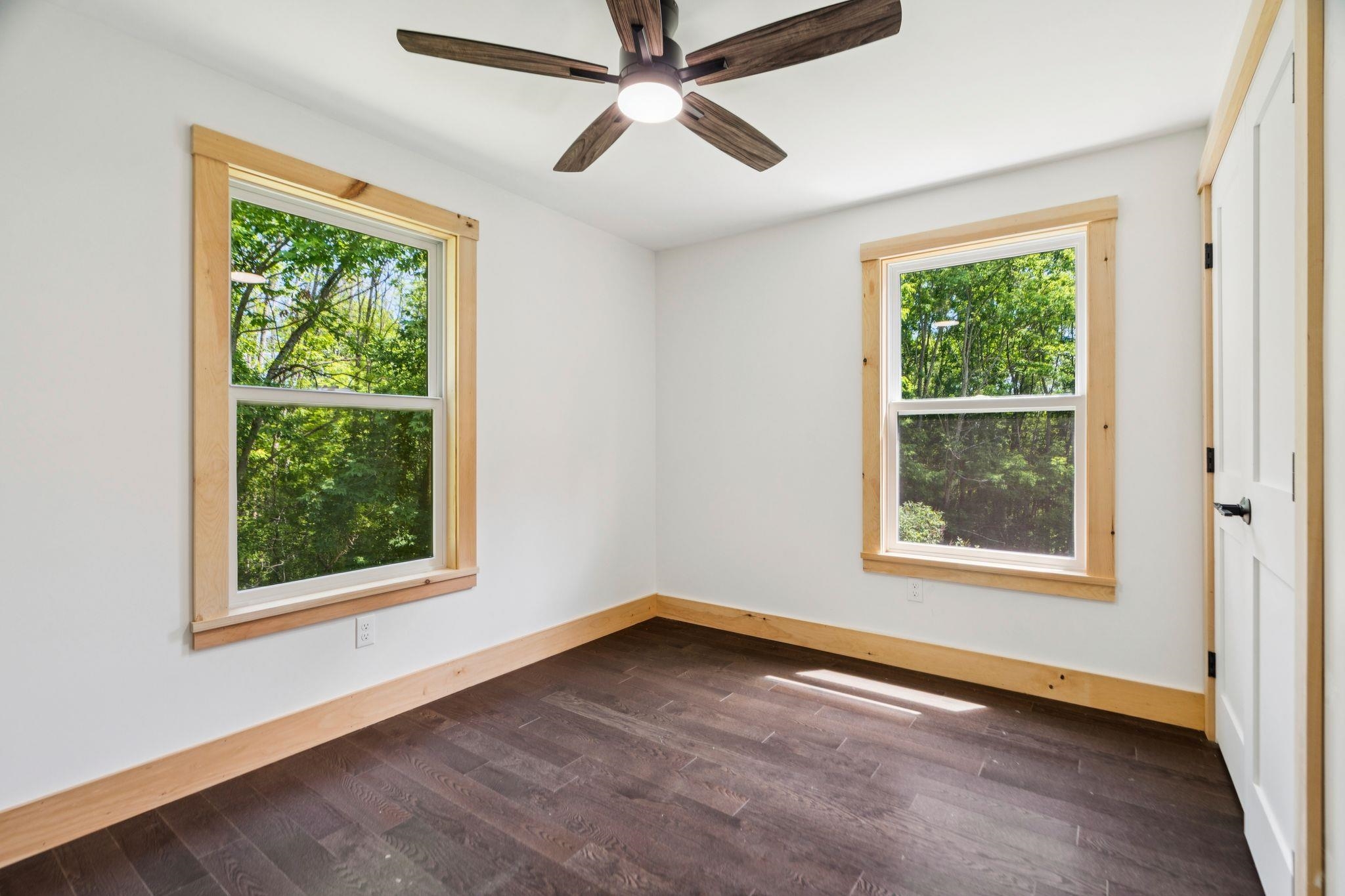 489 Campbell Street Property Photo 36