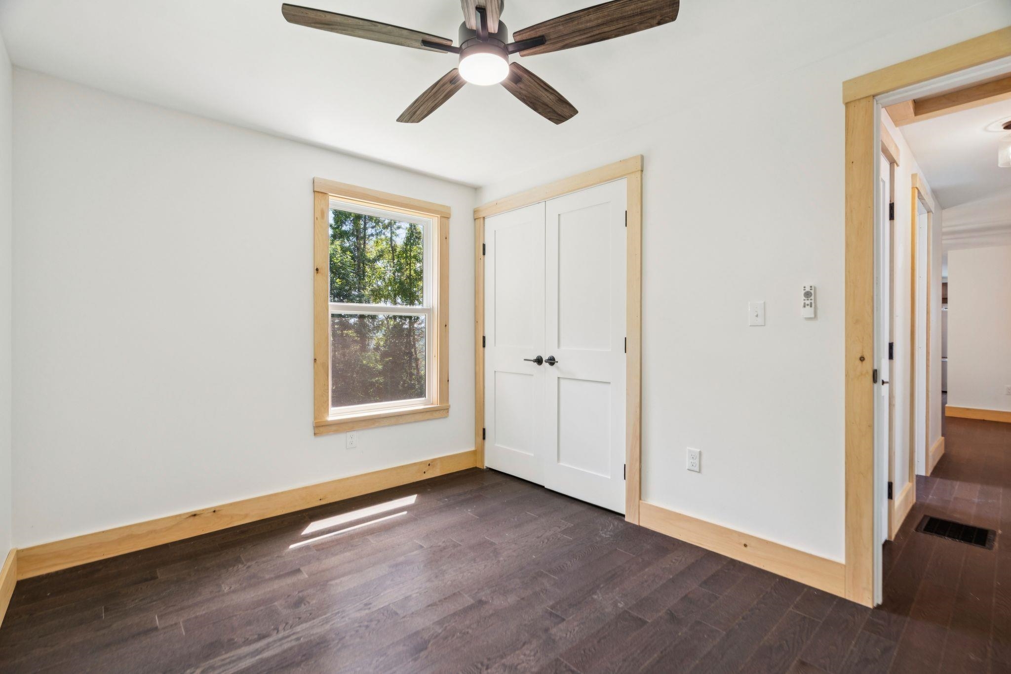 489 Campbell Street Property Photo 38