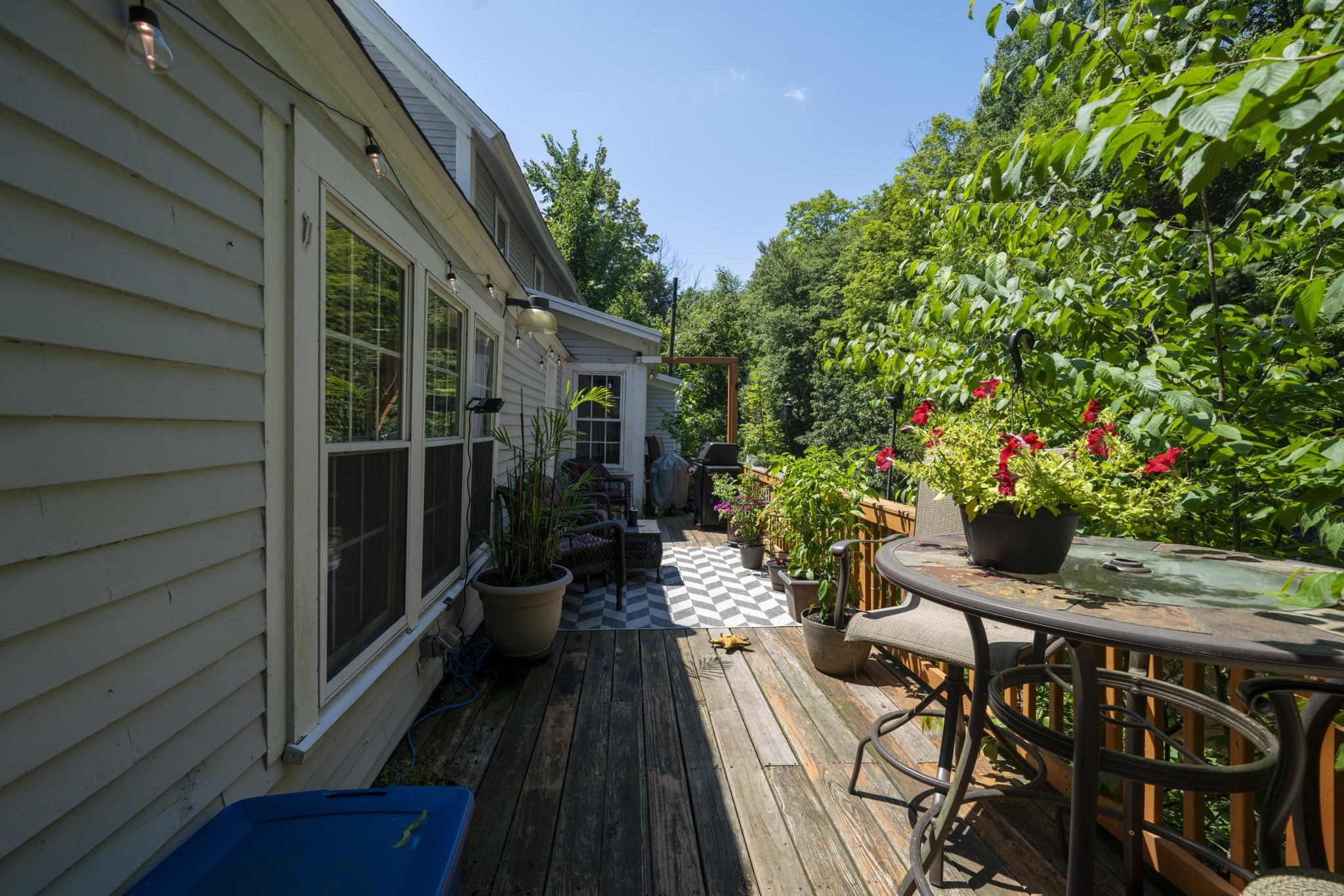 7 Island Street Property Photo 20