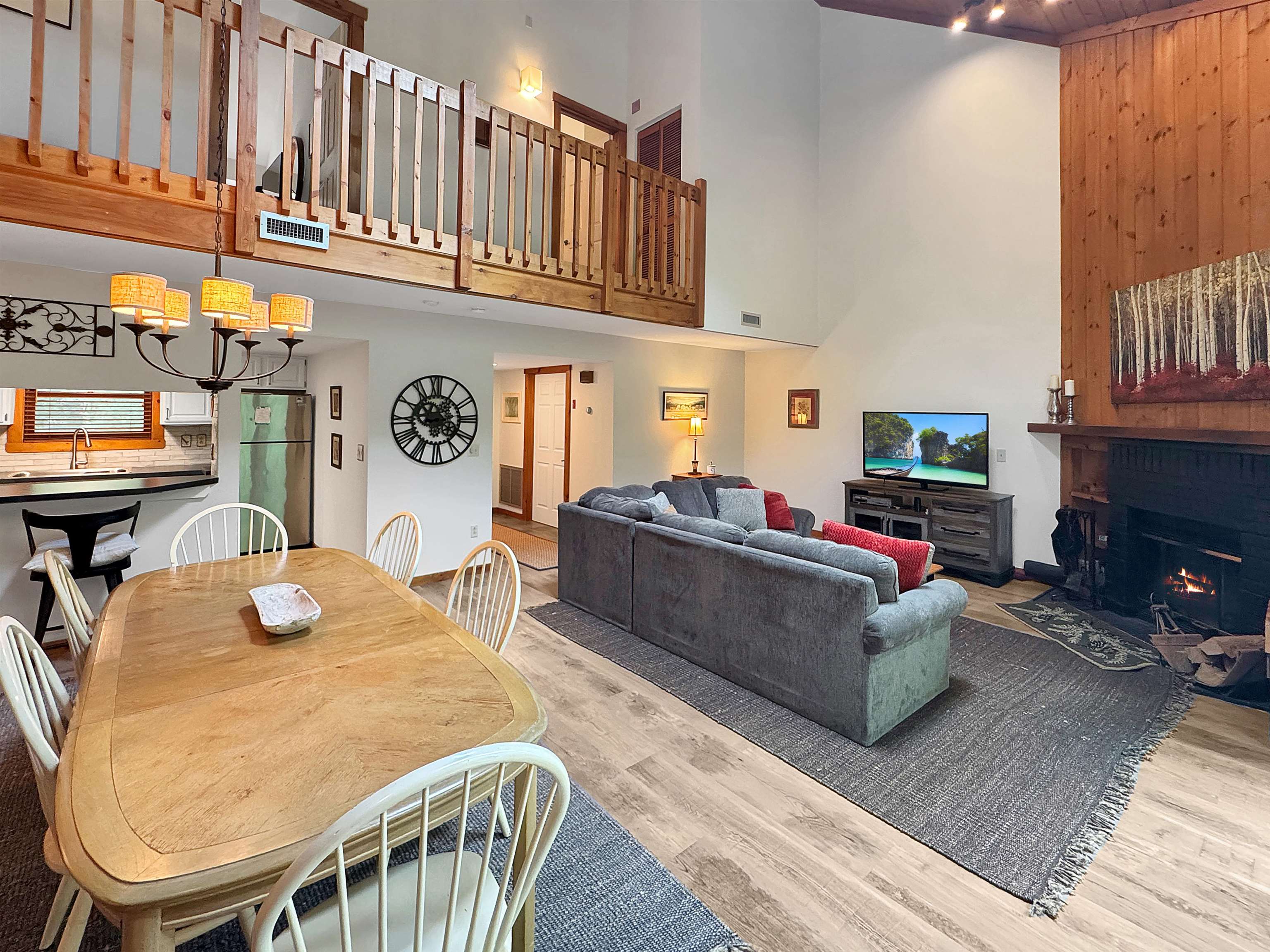 4b Newfane Circle Property Photo 12