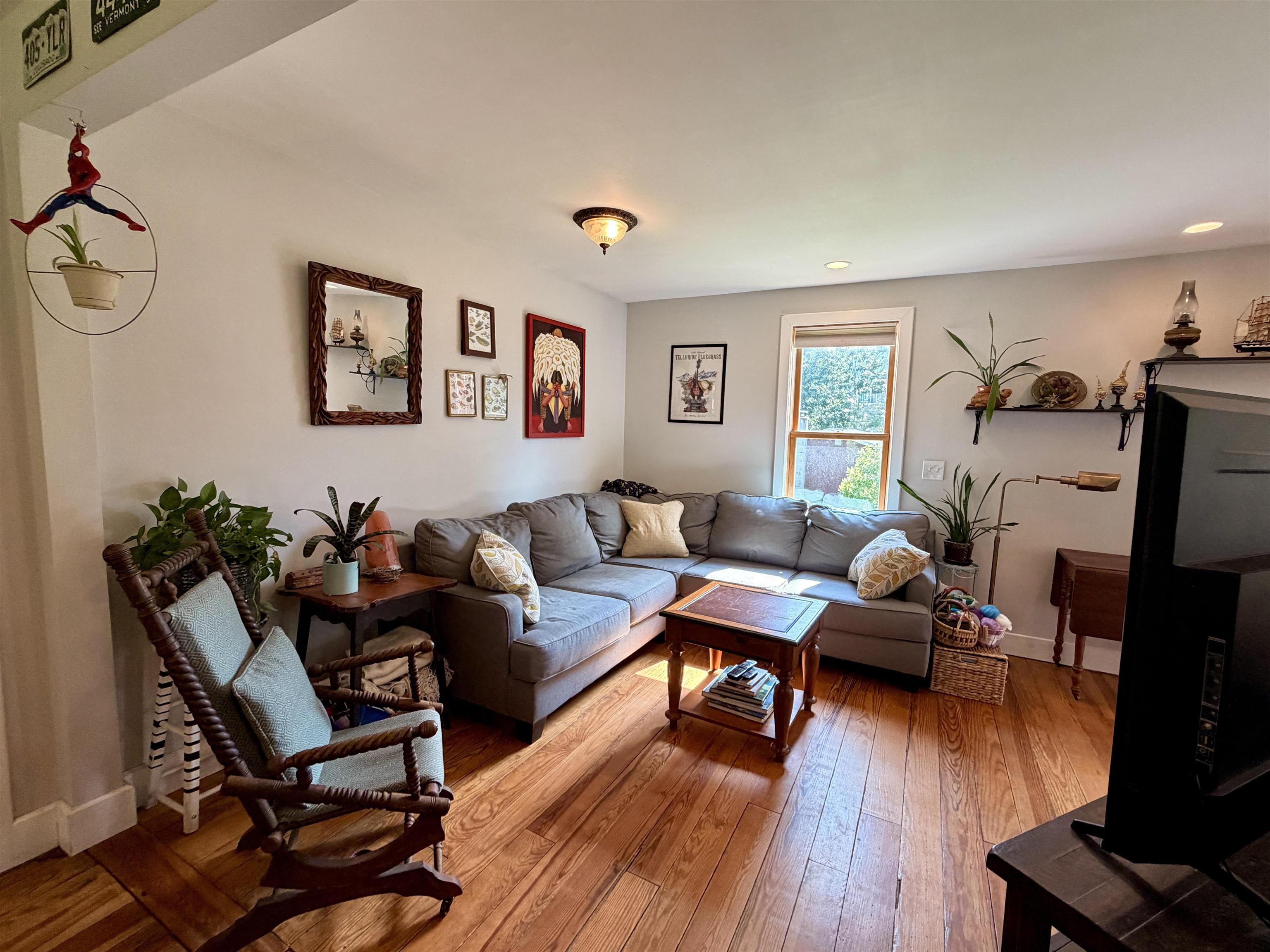 94 Western Avenue Property Photo 8