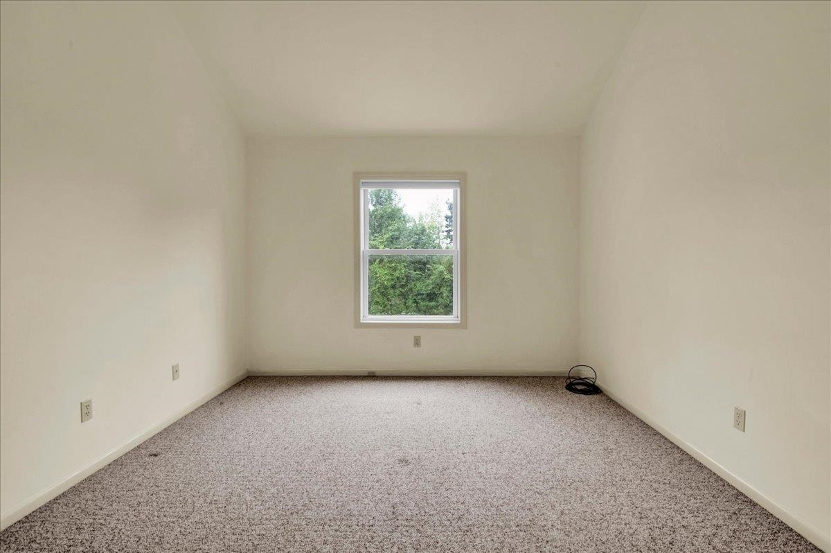 82 Bay Road Property Photo 27