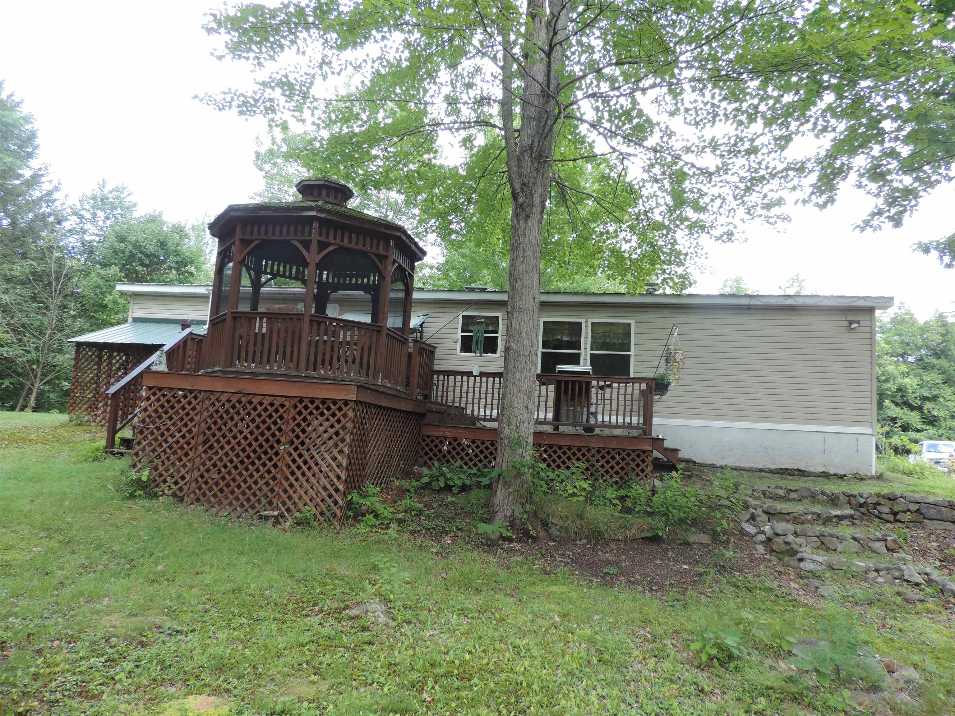 916 Deering Center Road Property Photo 4
