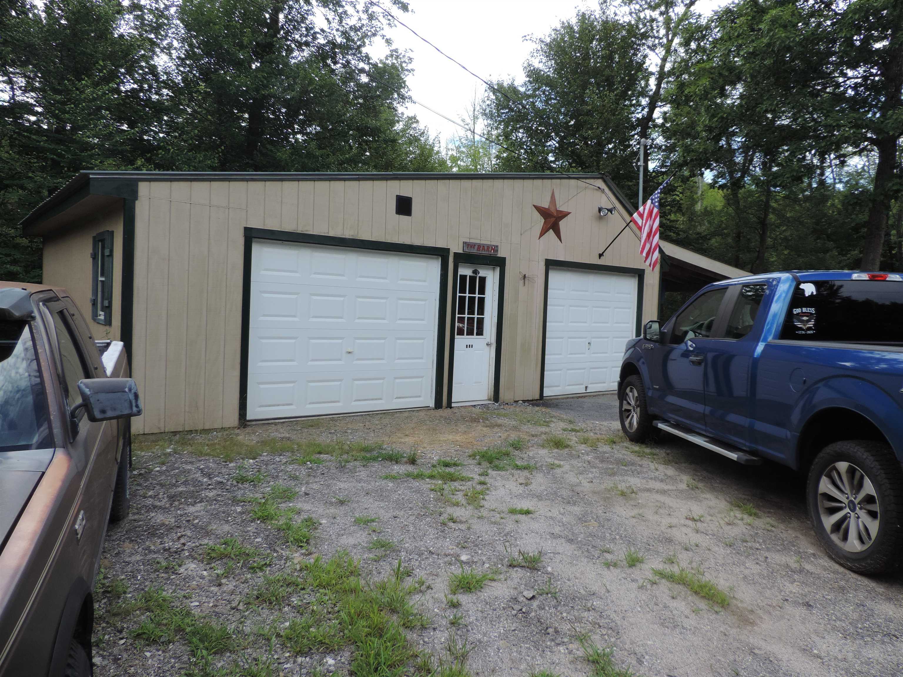 916 Deering Center Road Property Photo 7