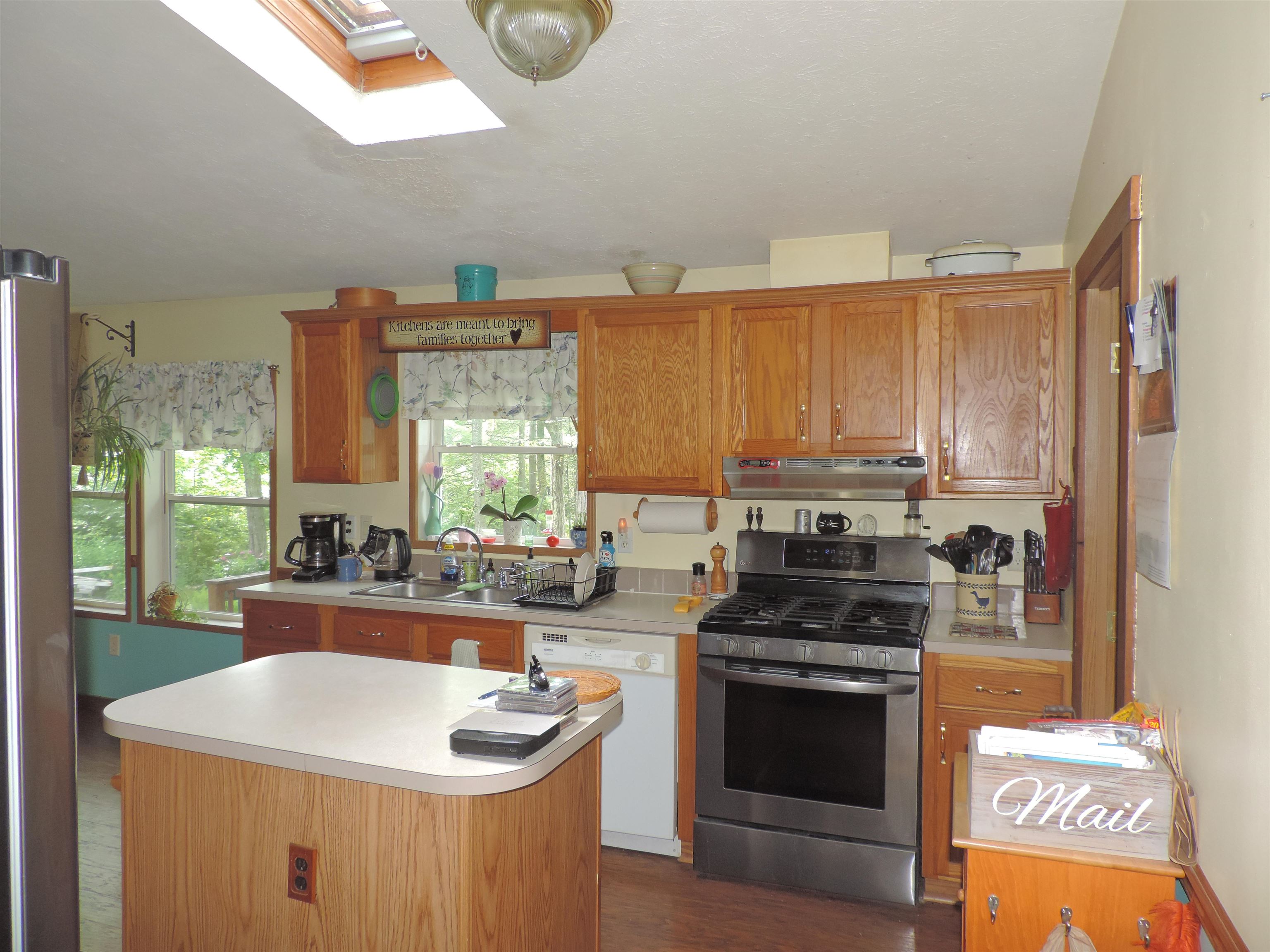 916 Deering Center Road Property Photo 9