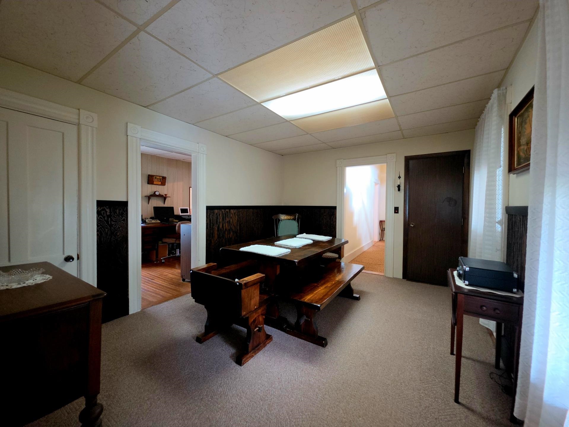 16 Dakin Street Property Photo 7