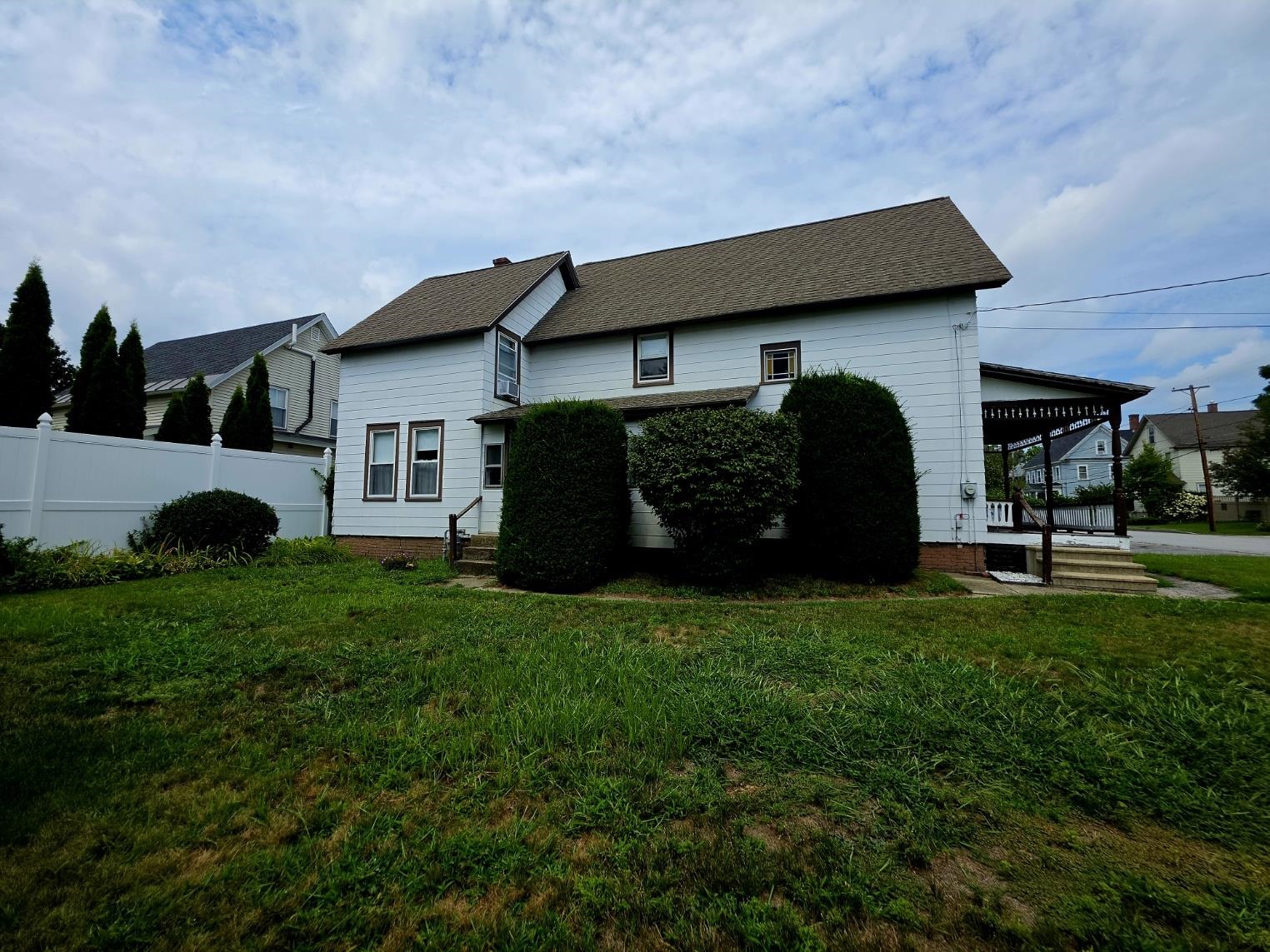 16 Dakin Street Property Photo 29