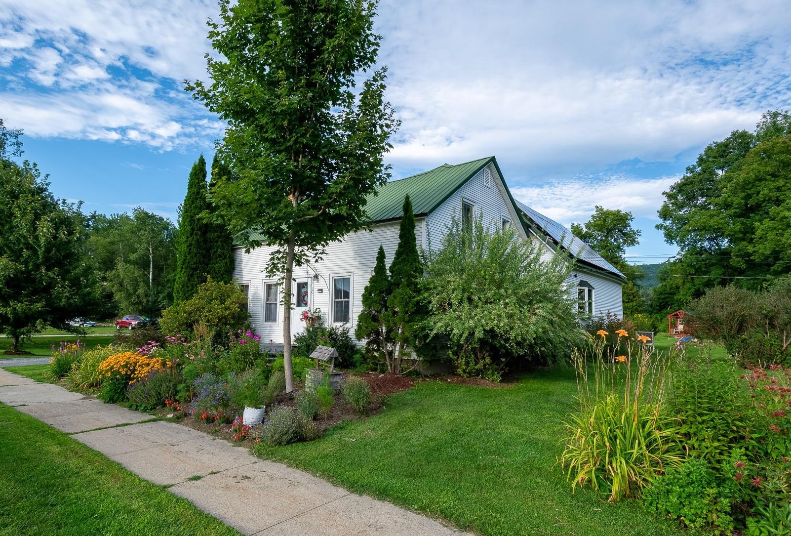 10 Case Street Property Photo 3