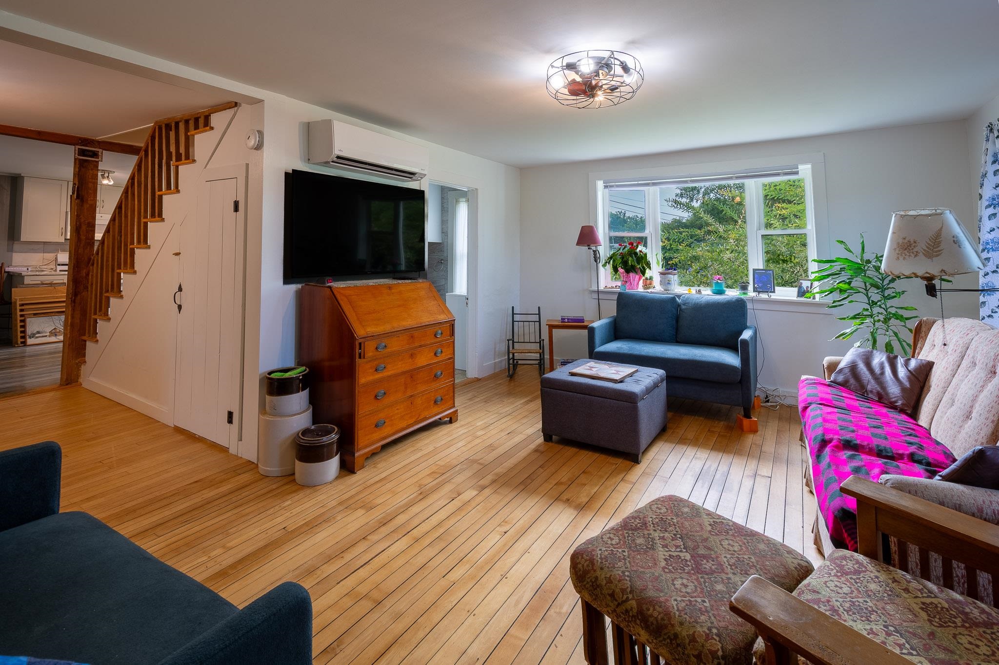 10 Case Street Property Photo 14