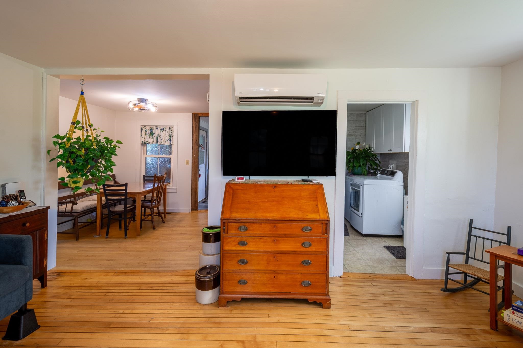 10 Case Street Property Photo 15