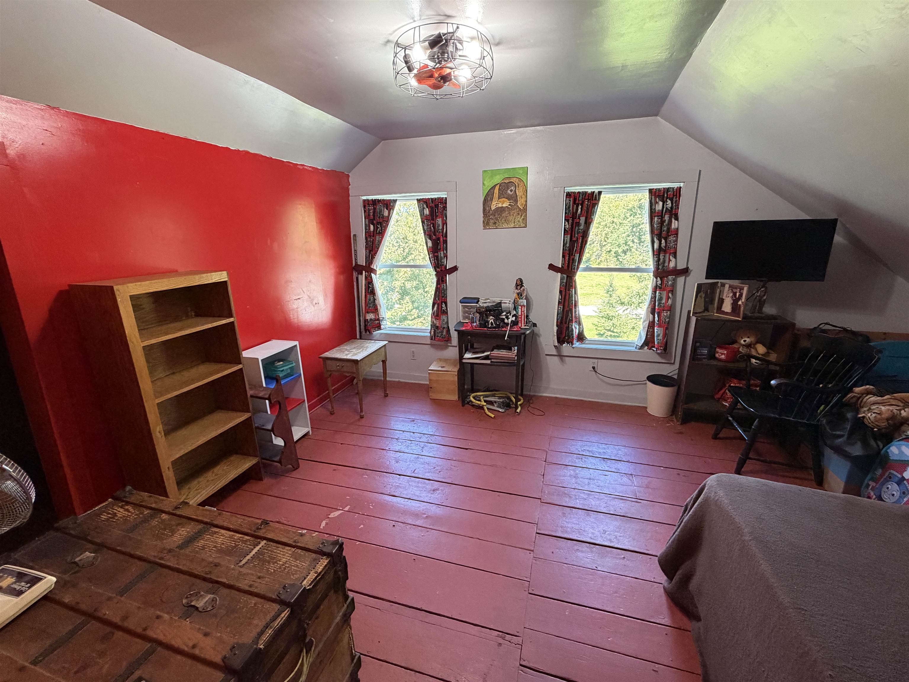 10 Case Street Property Photo 33