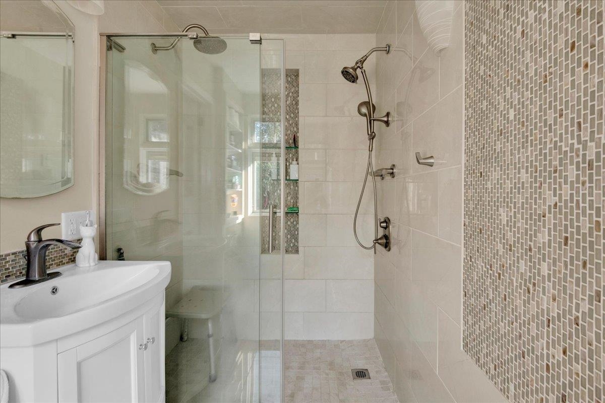 1017 Cheesefactory Road Property Photo 46