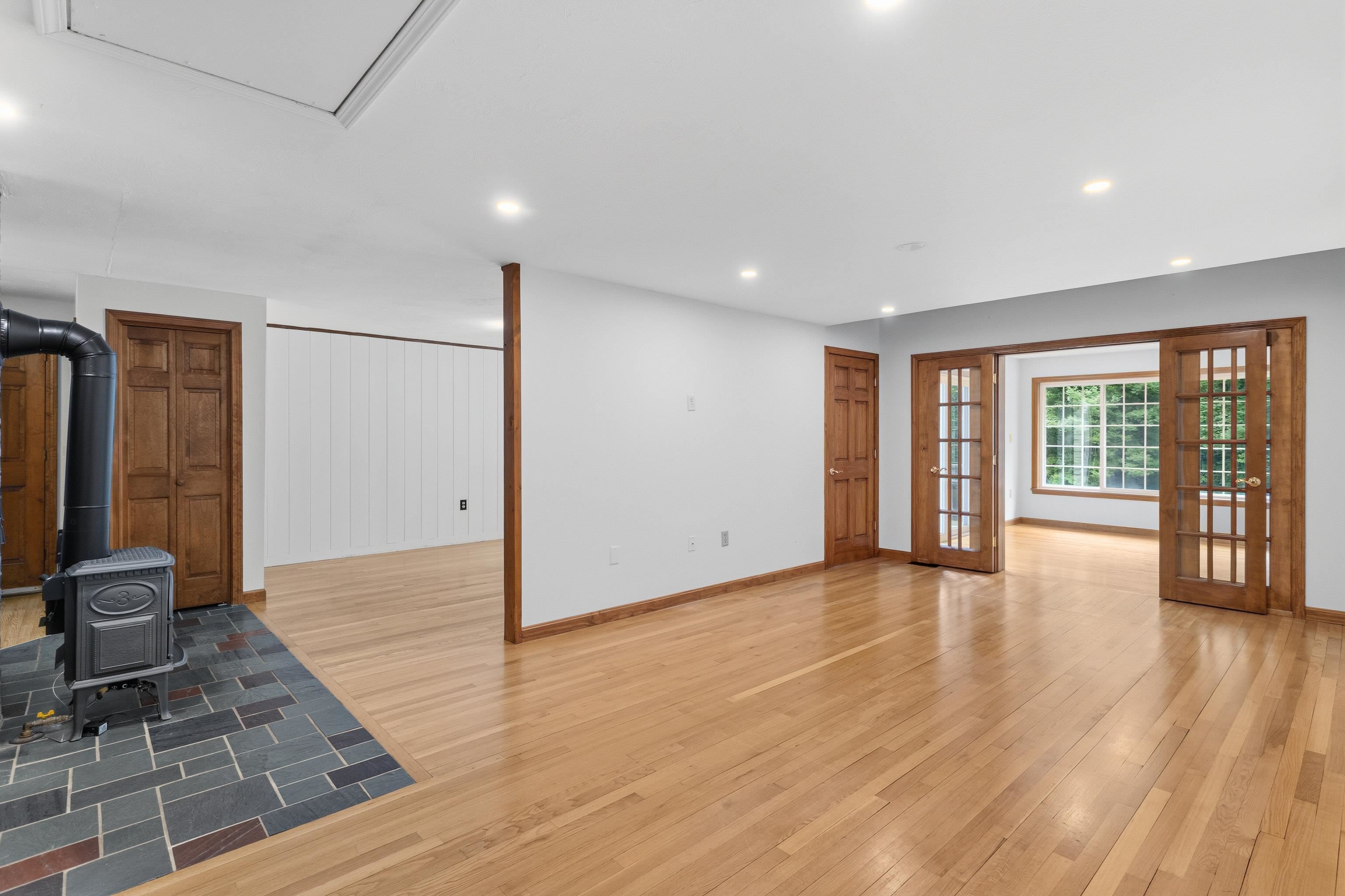 34 Old Milford Road Property Photo 10