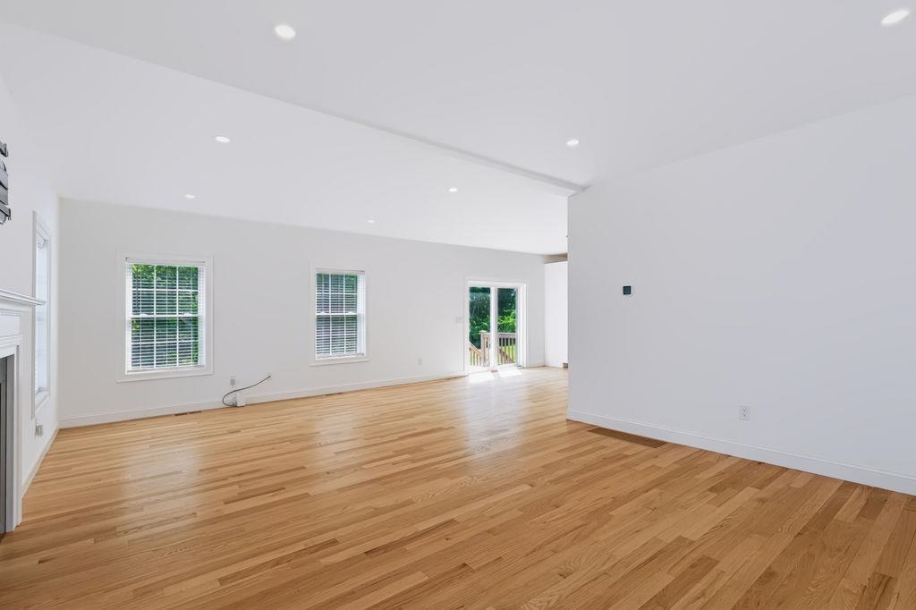 9 Horizon Way Property Photo 15