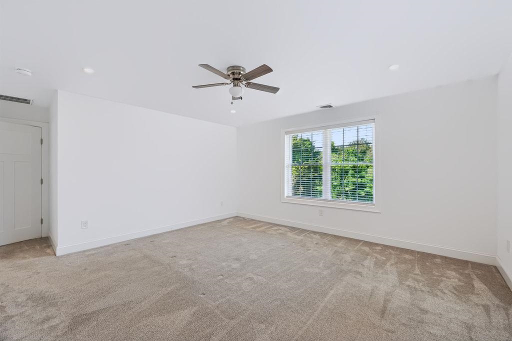 9 Horizon Way Property Photo 37
