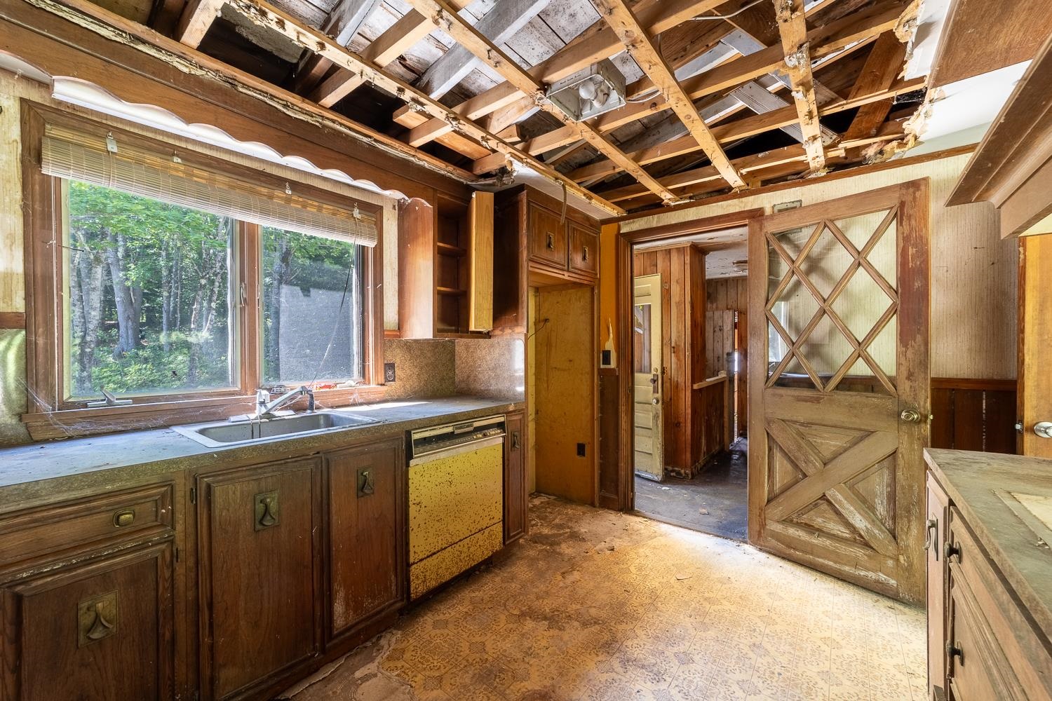 33 West Shore Road Property Photo 8