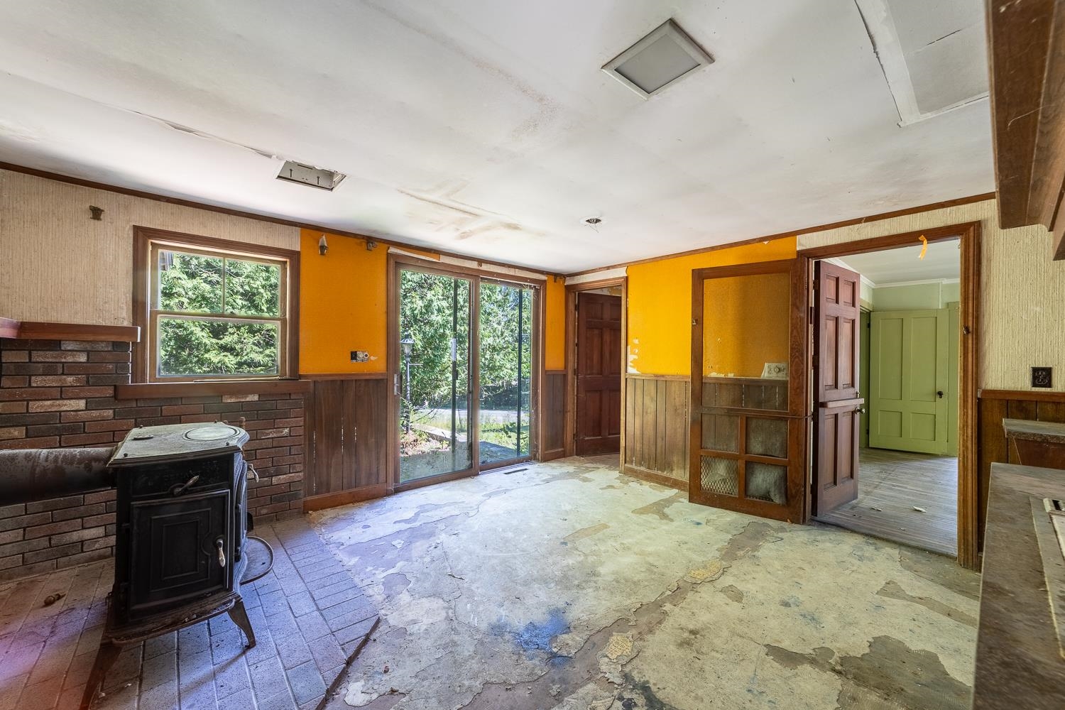 33 West Shore Road Property Photo 11