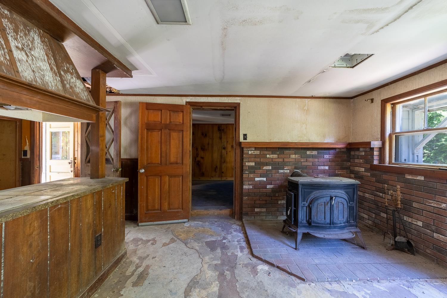 33 West Shore Road Property Photo 12