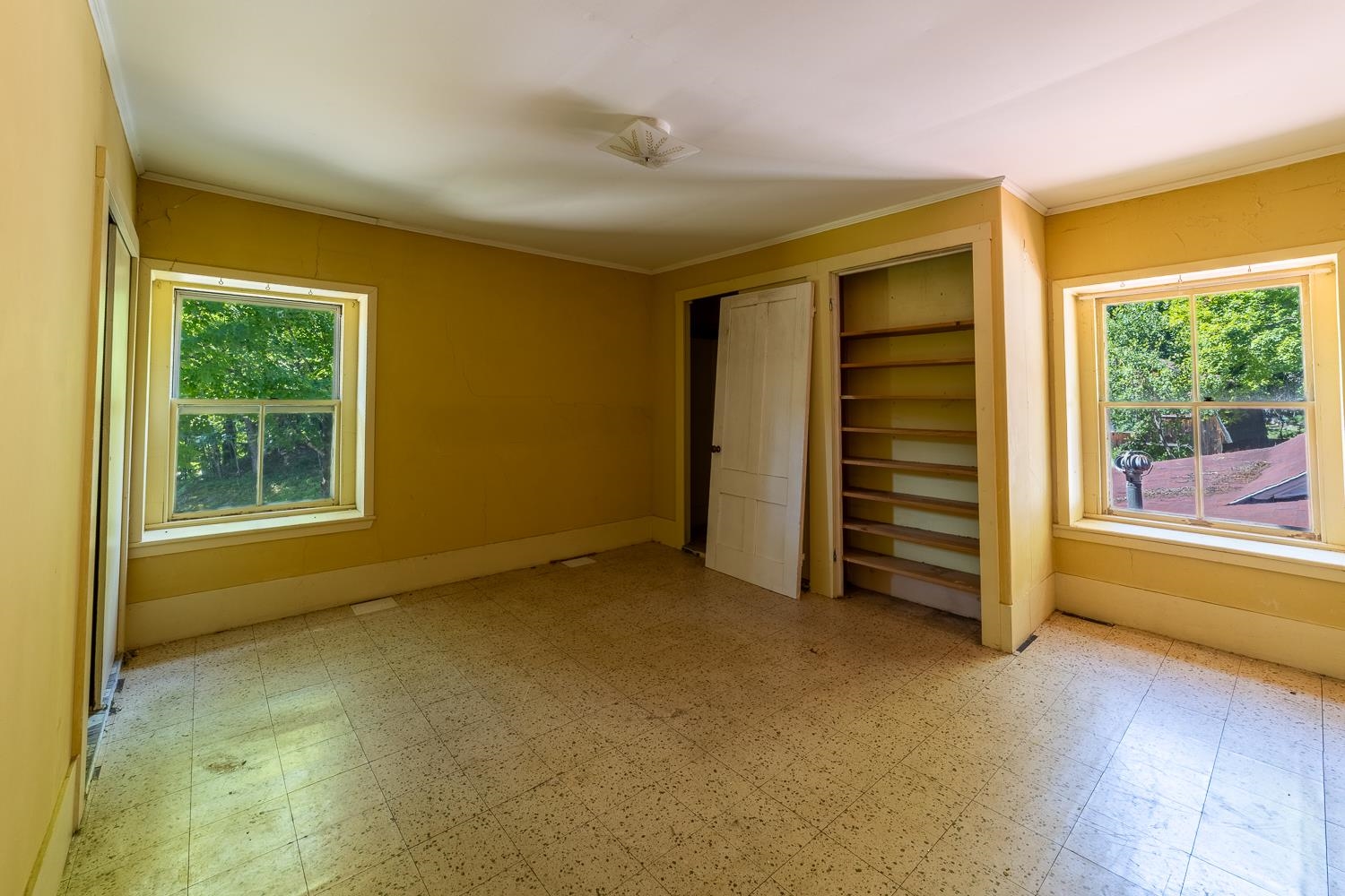 33 West Shore Road Property Photo 31
