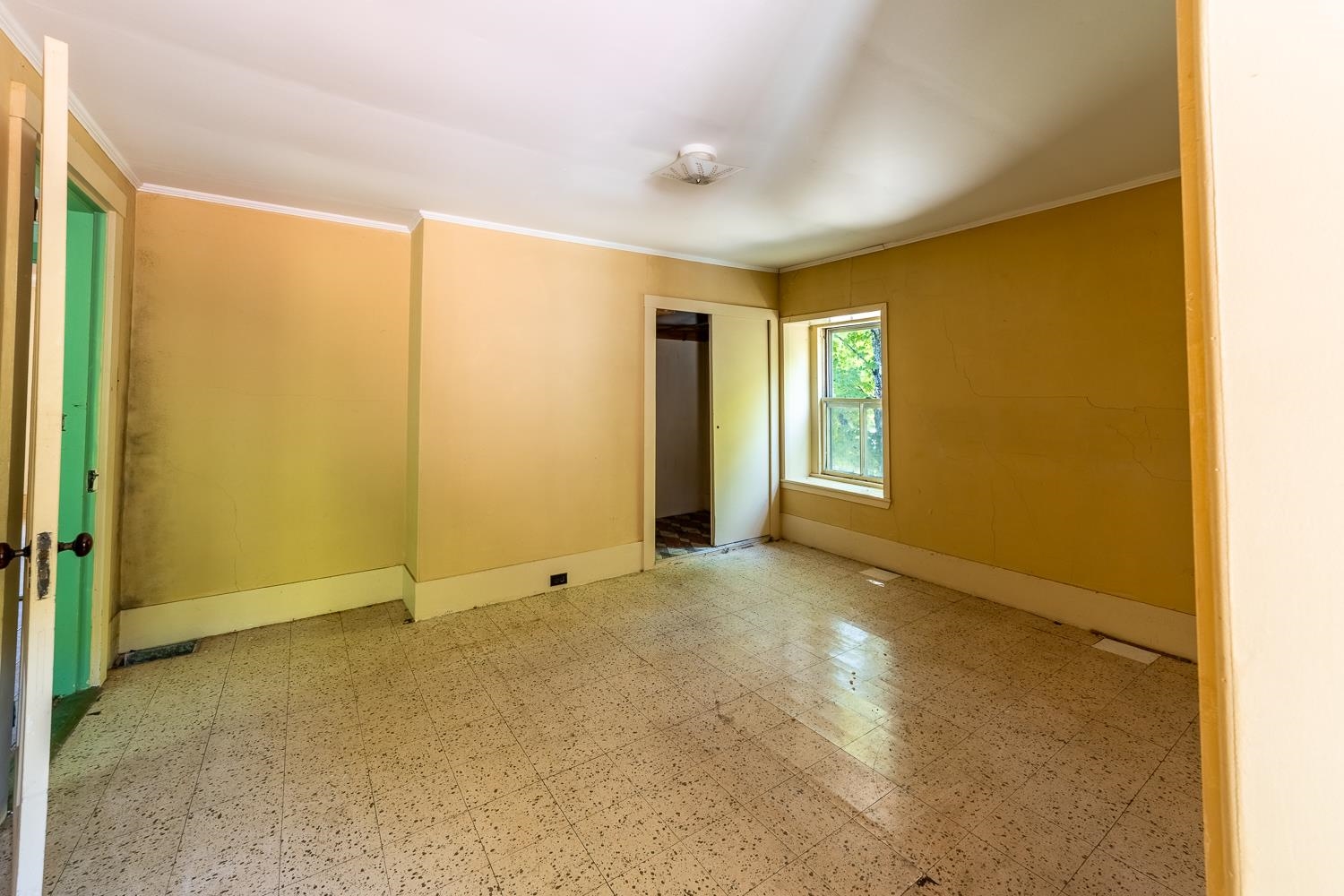 33 West Shore Road Property Photo 32