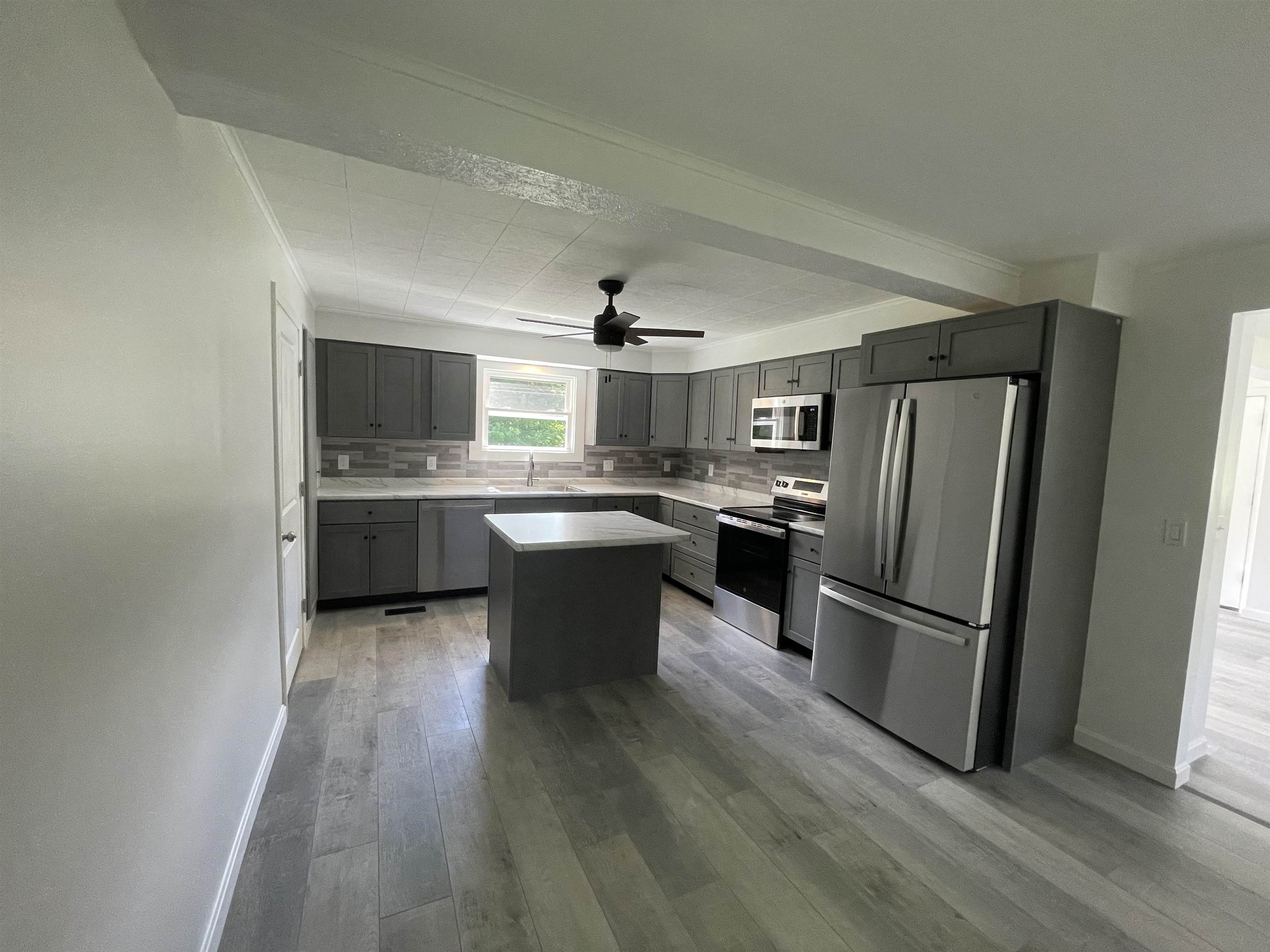 32 Pleasant Street Property Photo 9