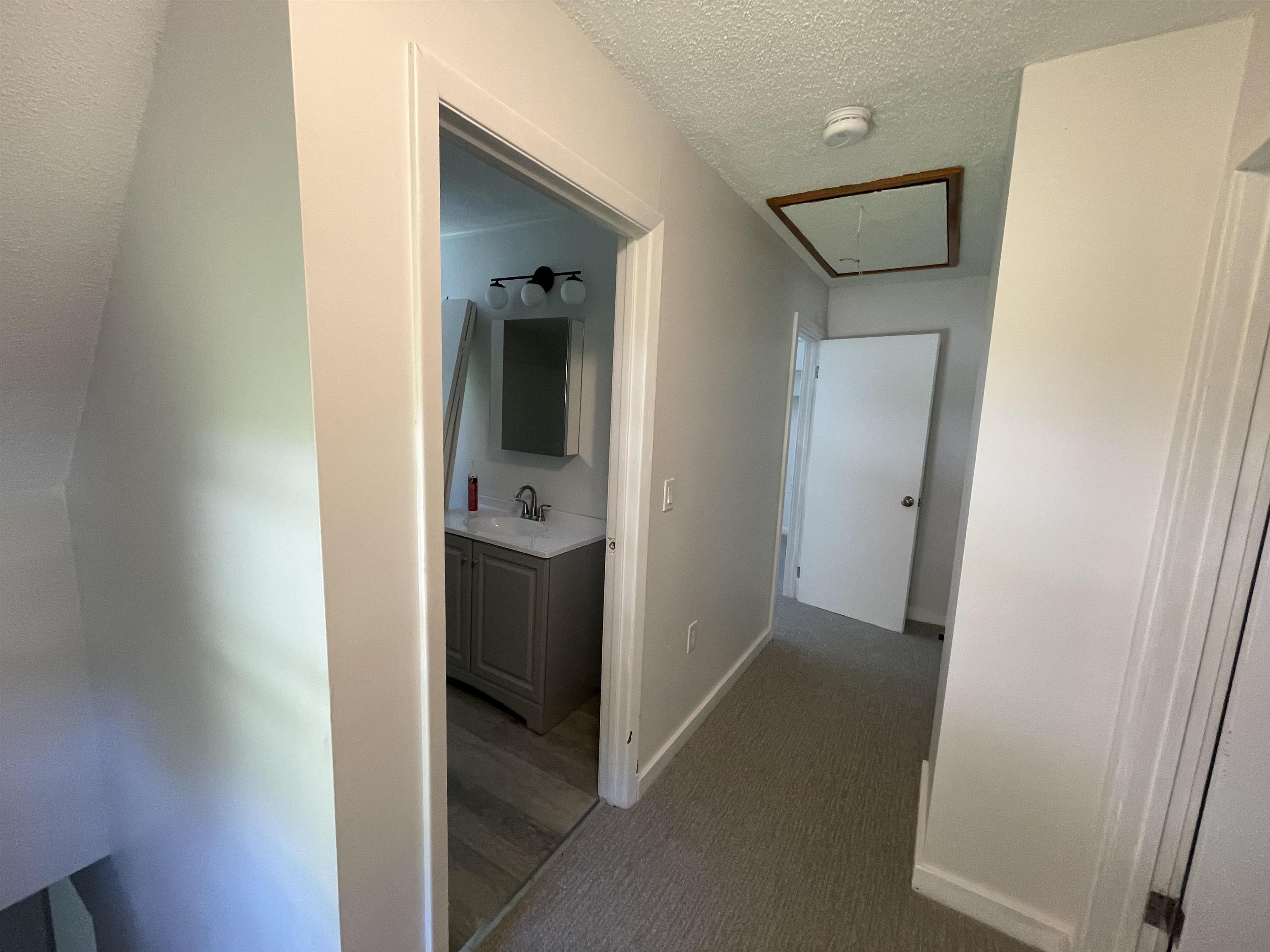 32 Pleasant Street Property Photo 15