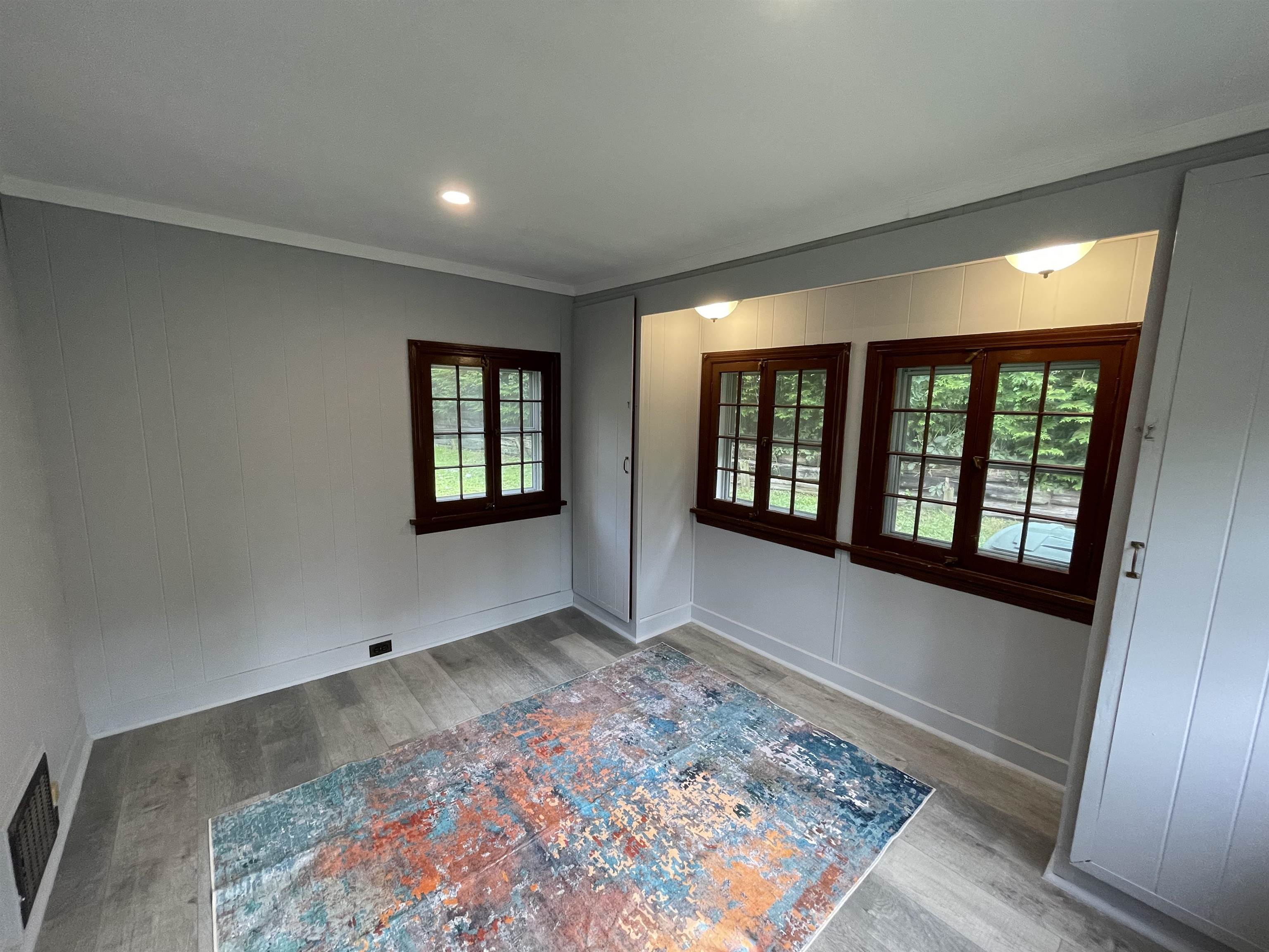 32 Pleasant Street Property Photo 23