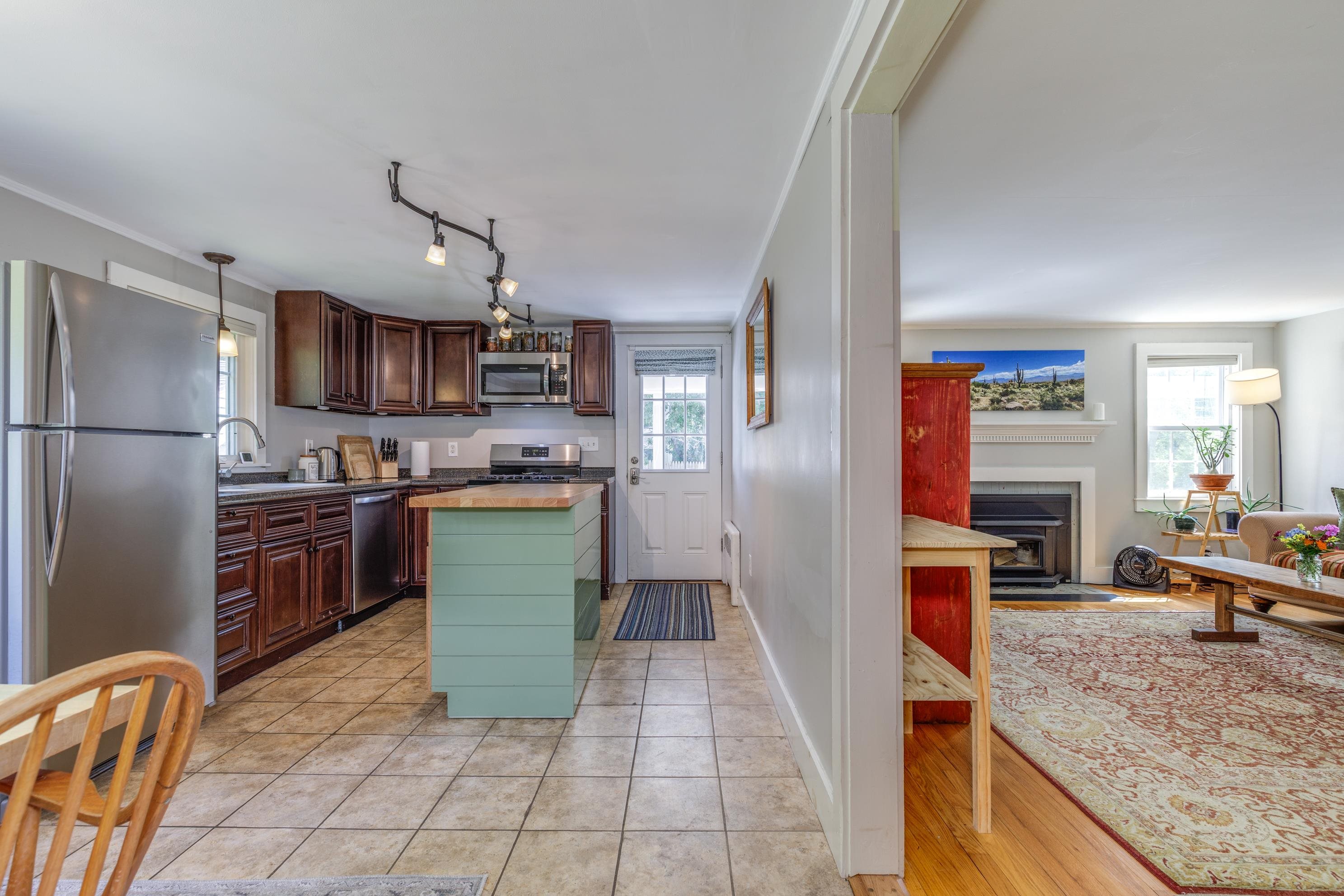 60 Mountain Road Property Photo 6