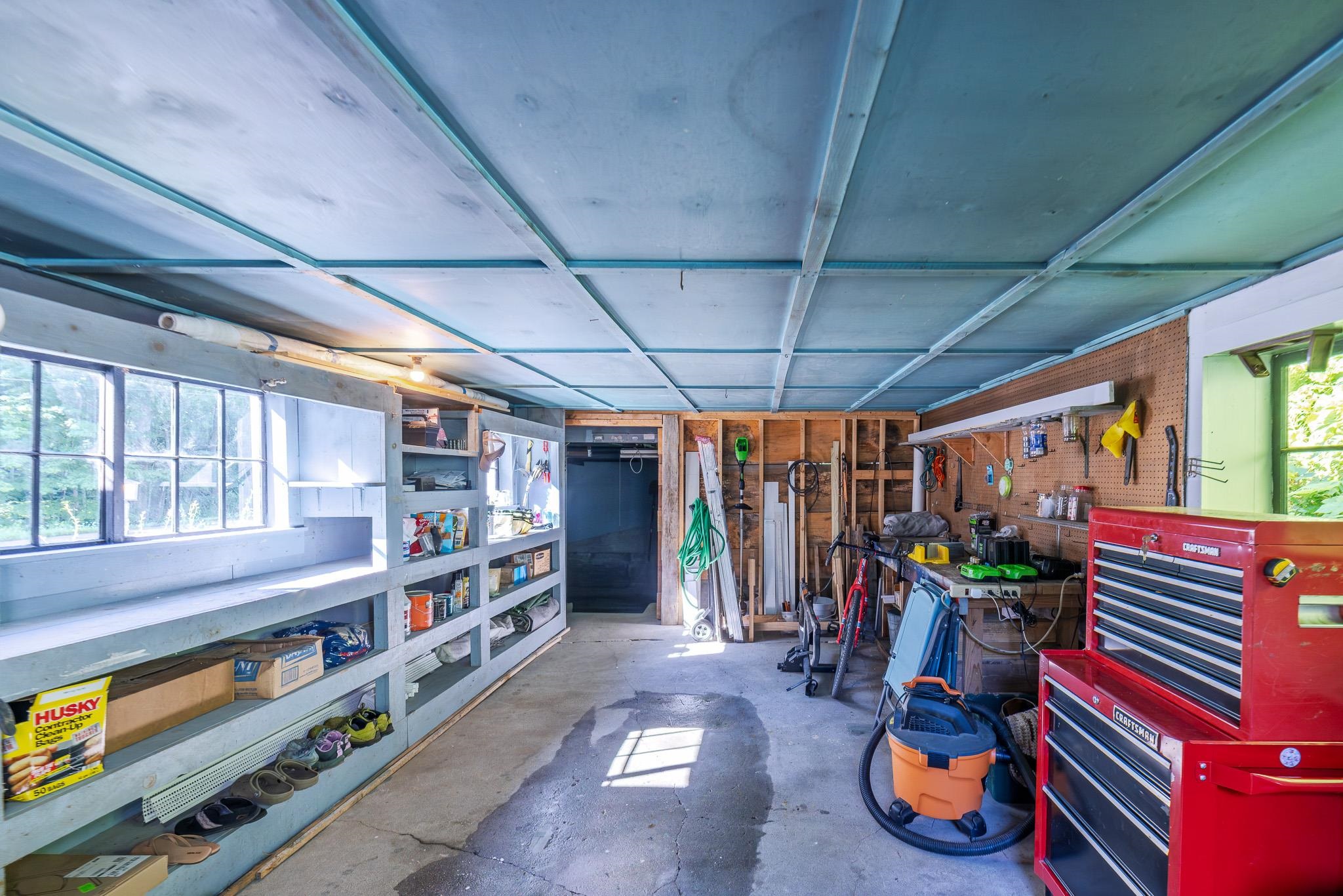8133 Pomfret Road Property Photo 23