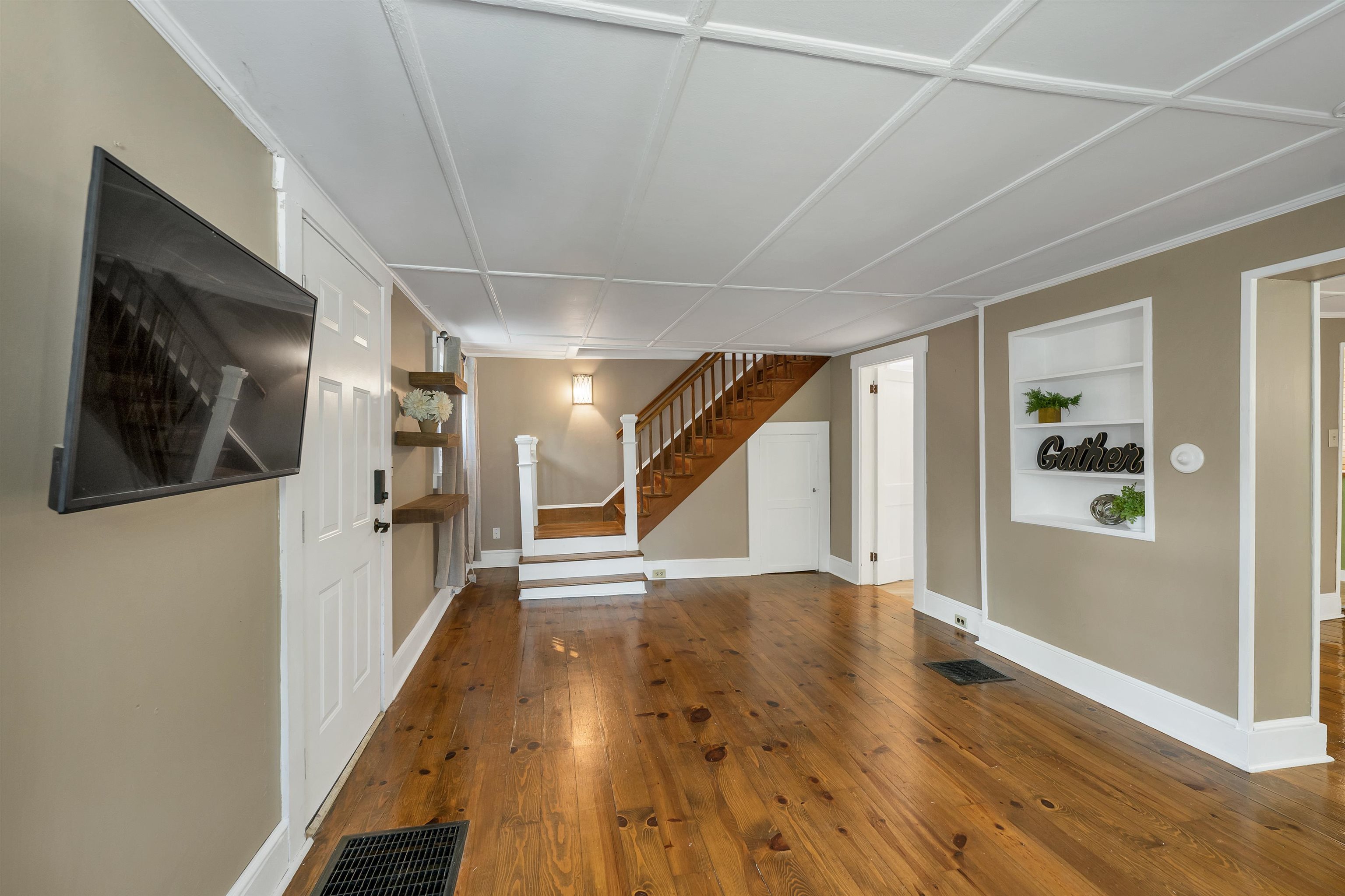 330 Hopkinton Road Property Photo 12