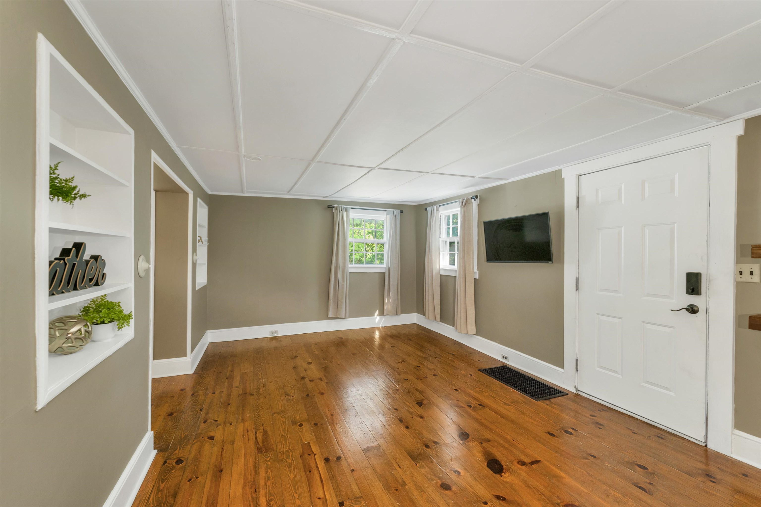 330 Hopkinton Road Property Photo 14